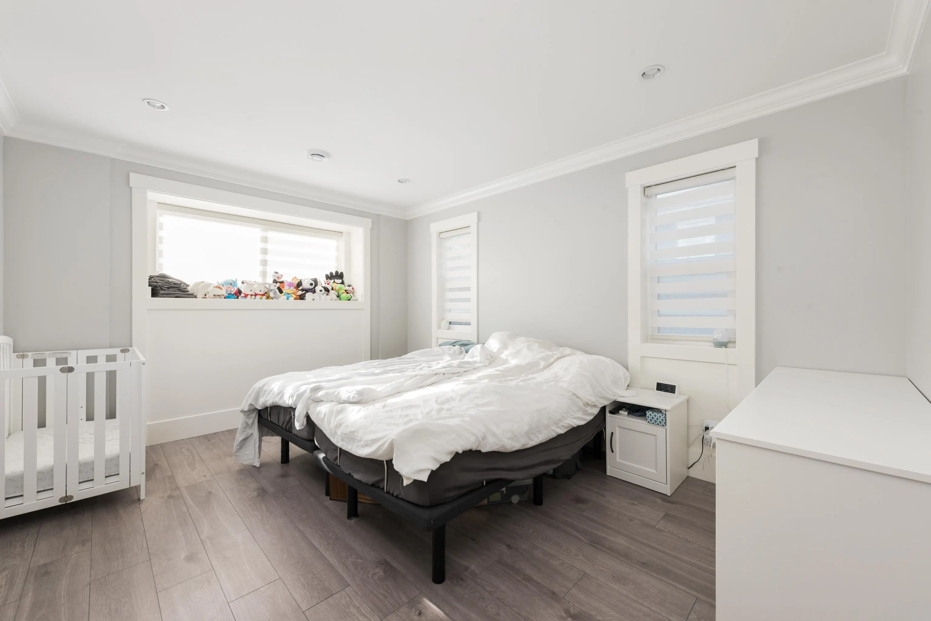 1135 Yorston Court