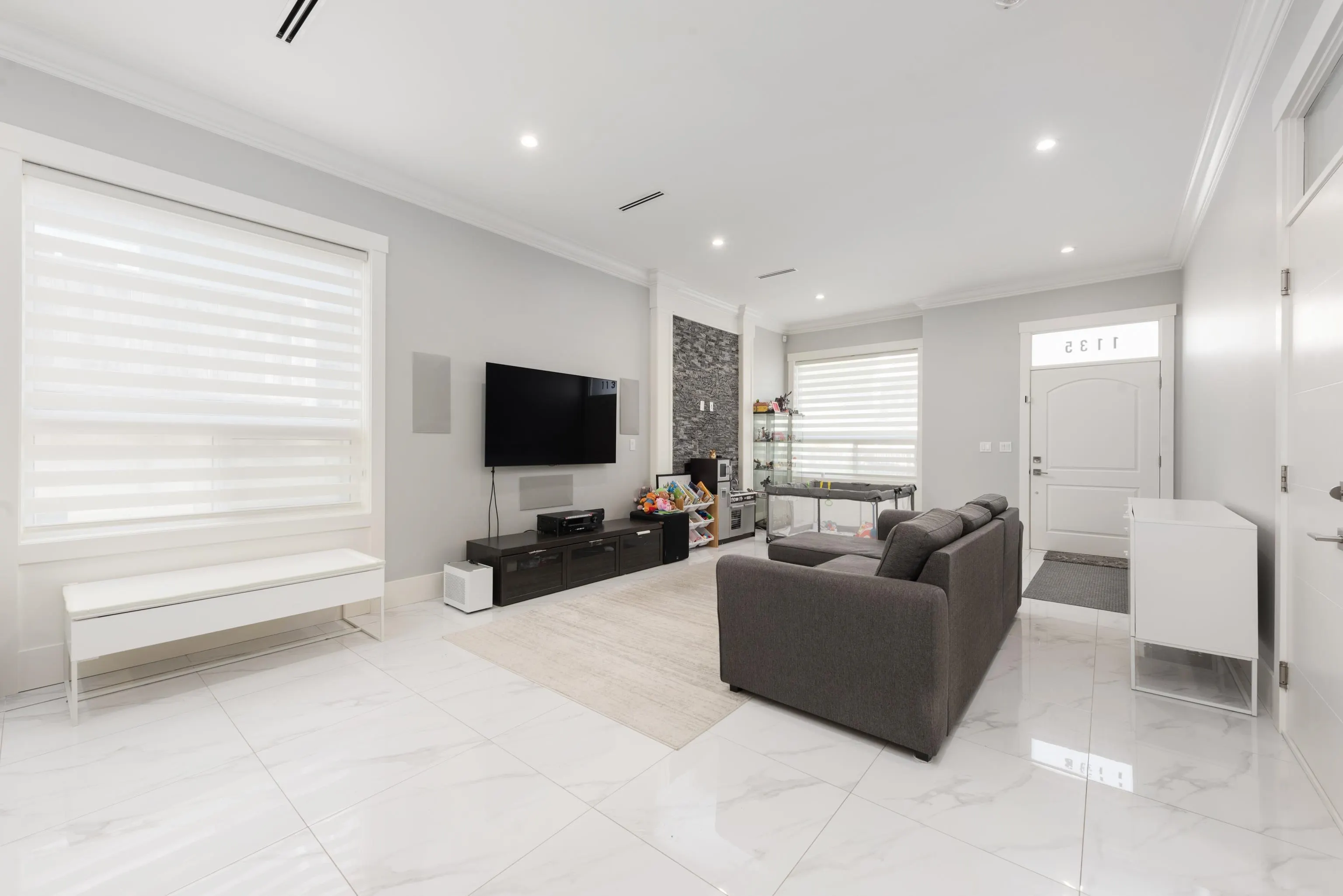 1135 Yorston Court