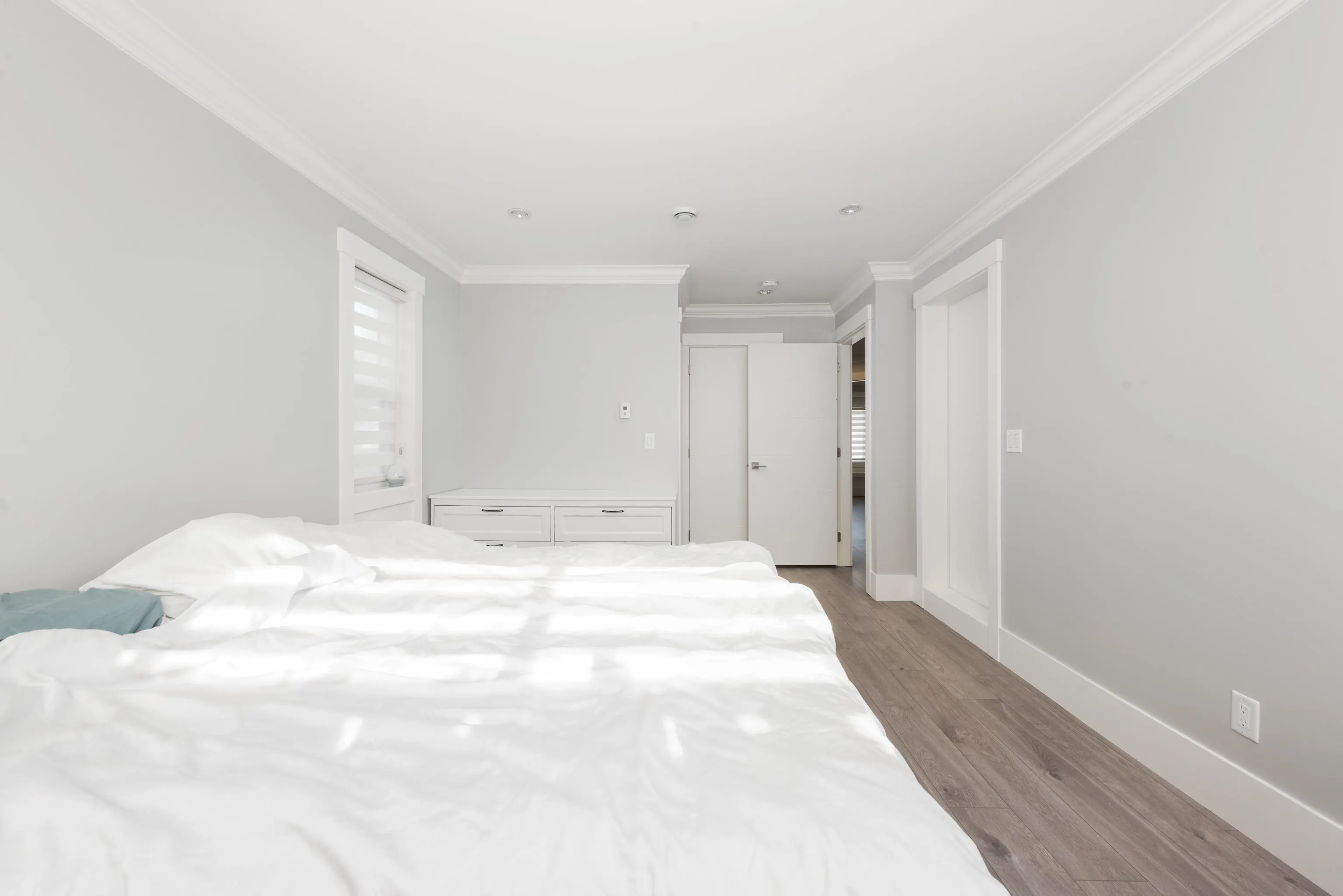 1135 Yorston Court