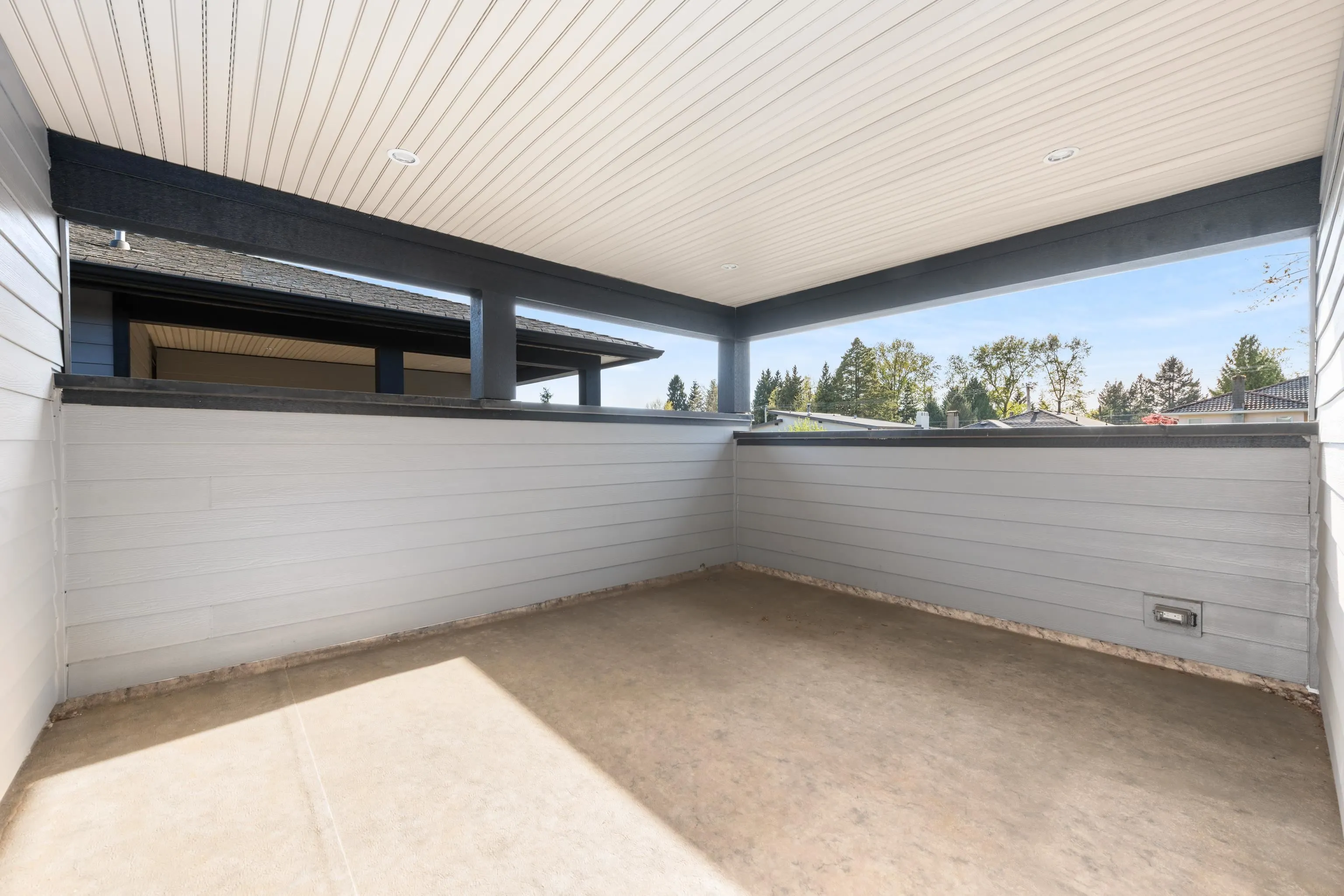1135 Yorston Court