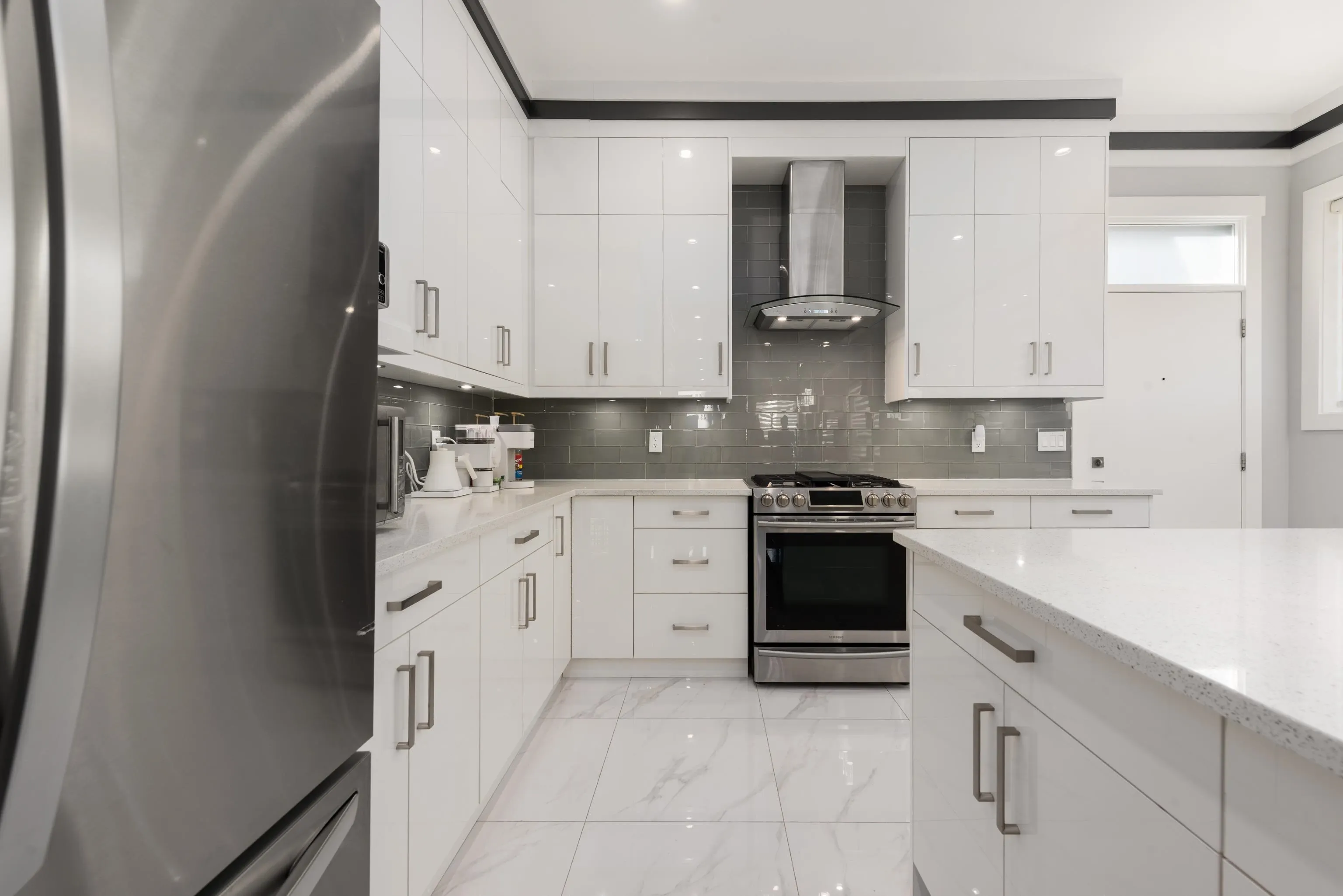 1135 Yorston Court
