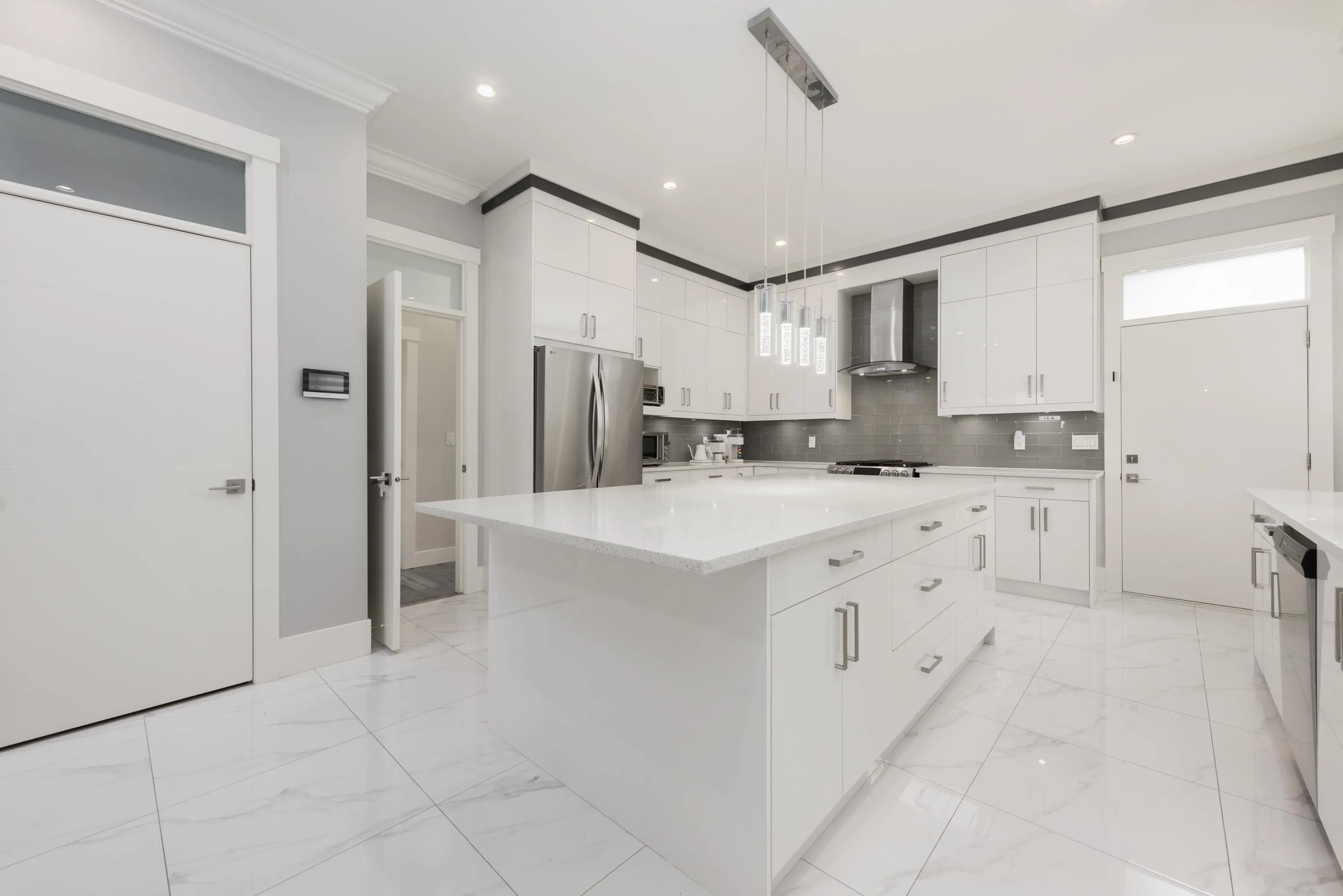 1135 Yorston Court