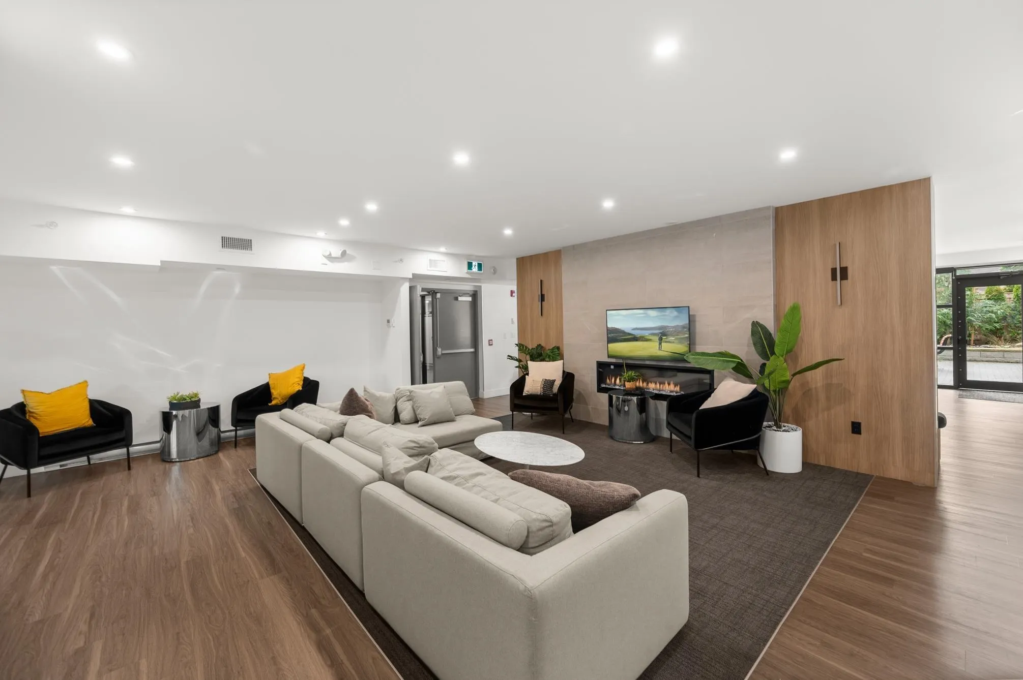 6950 Nicholson Road #416