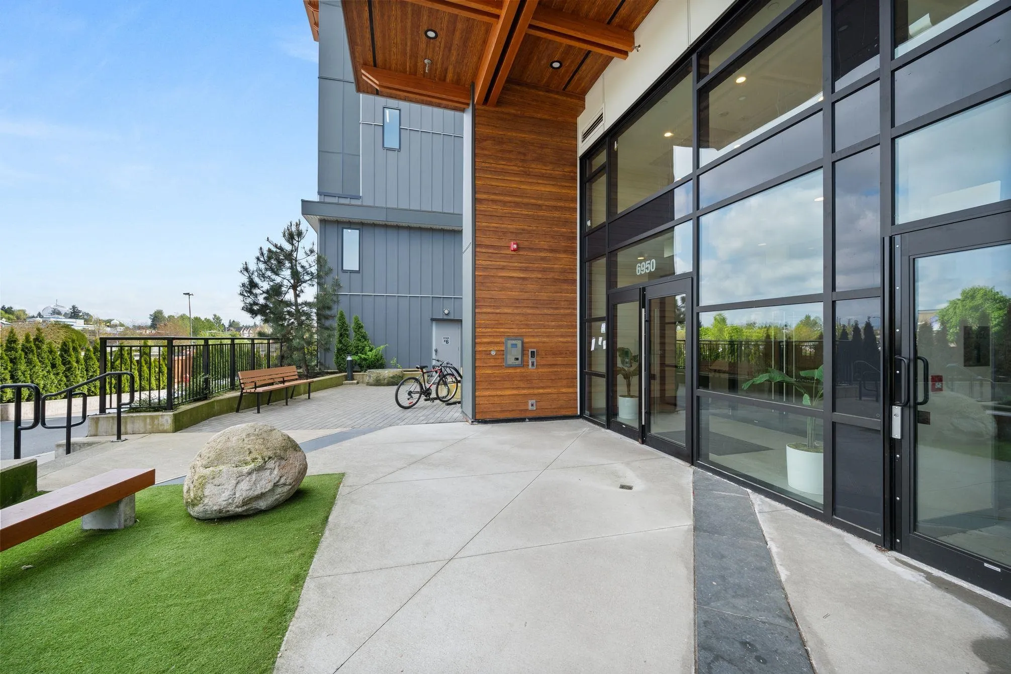 6950 Nicholson Road #416