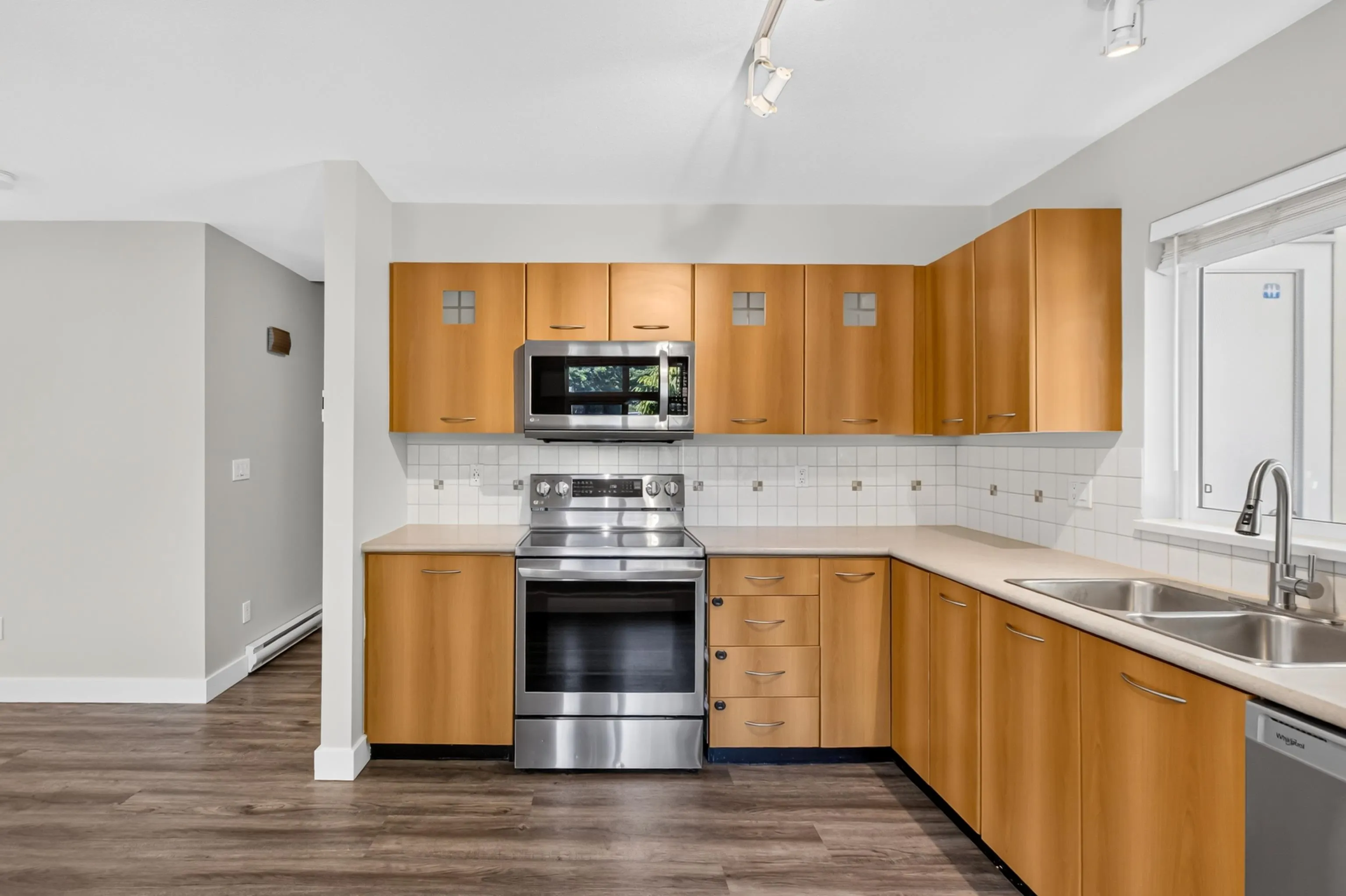 20033 70 Avenue #120