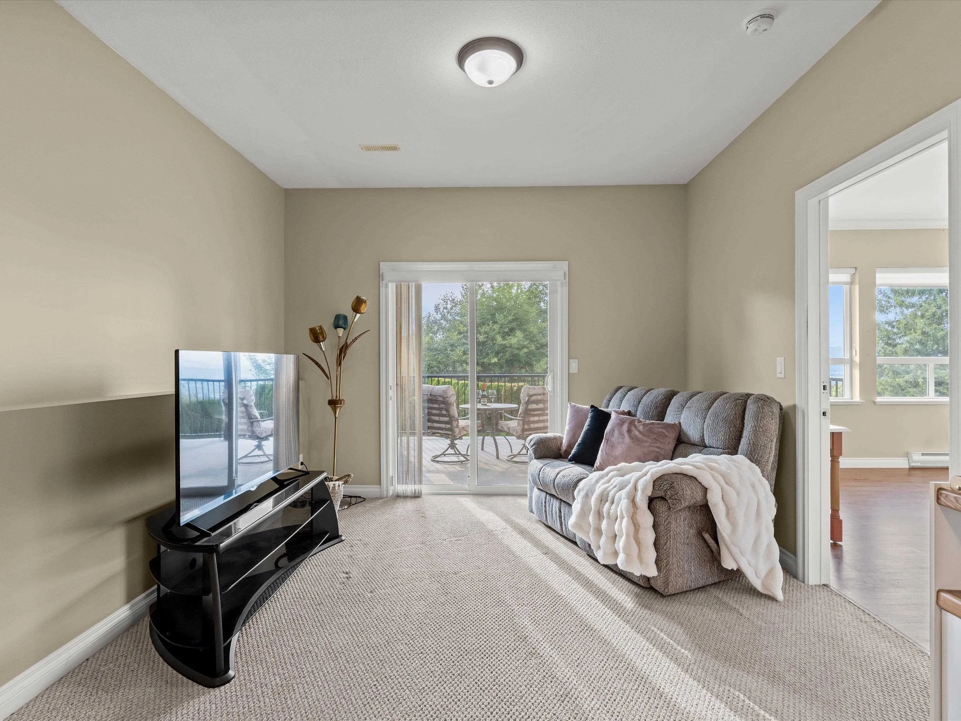 3526 Bassano Terrace