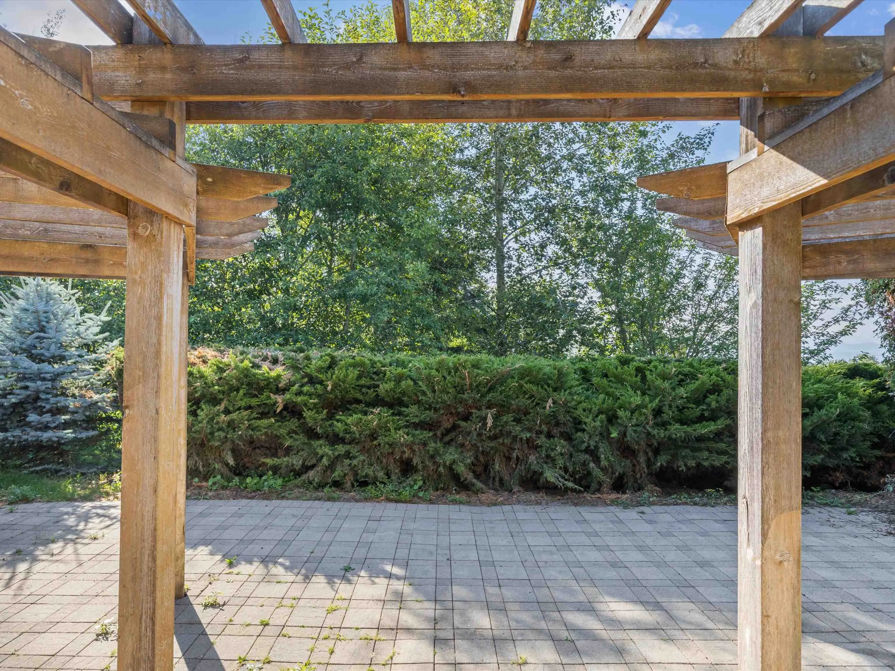 3526 Bassano Terrace
