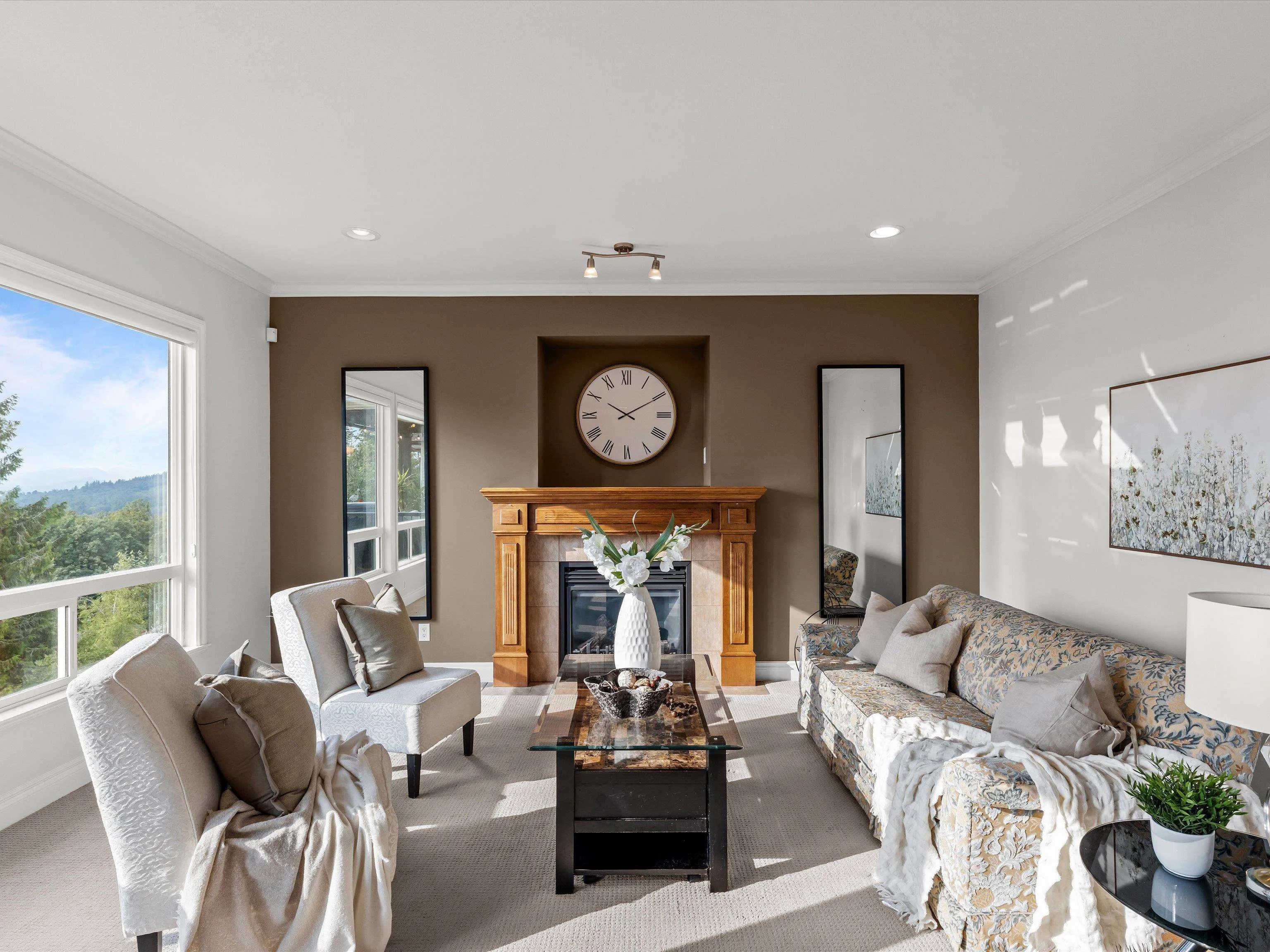 3526 Bassano Terrace