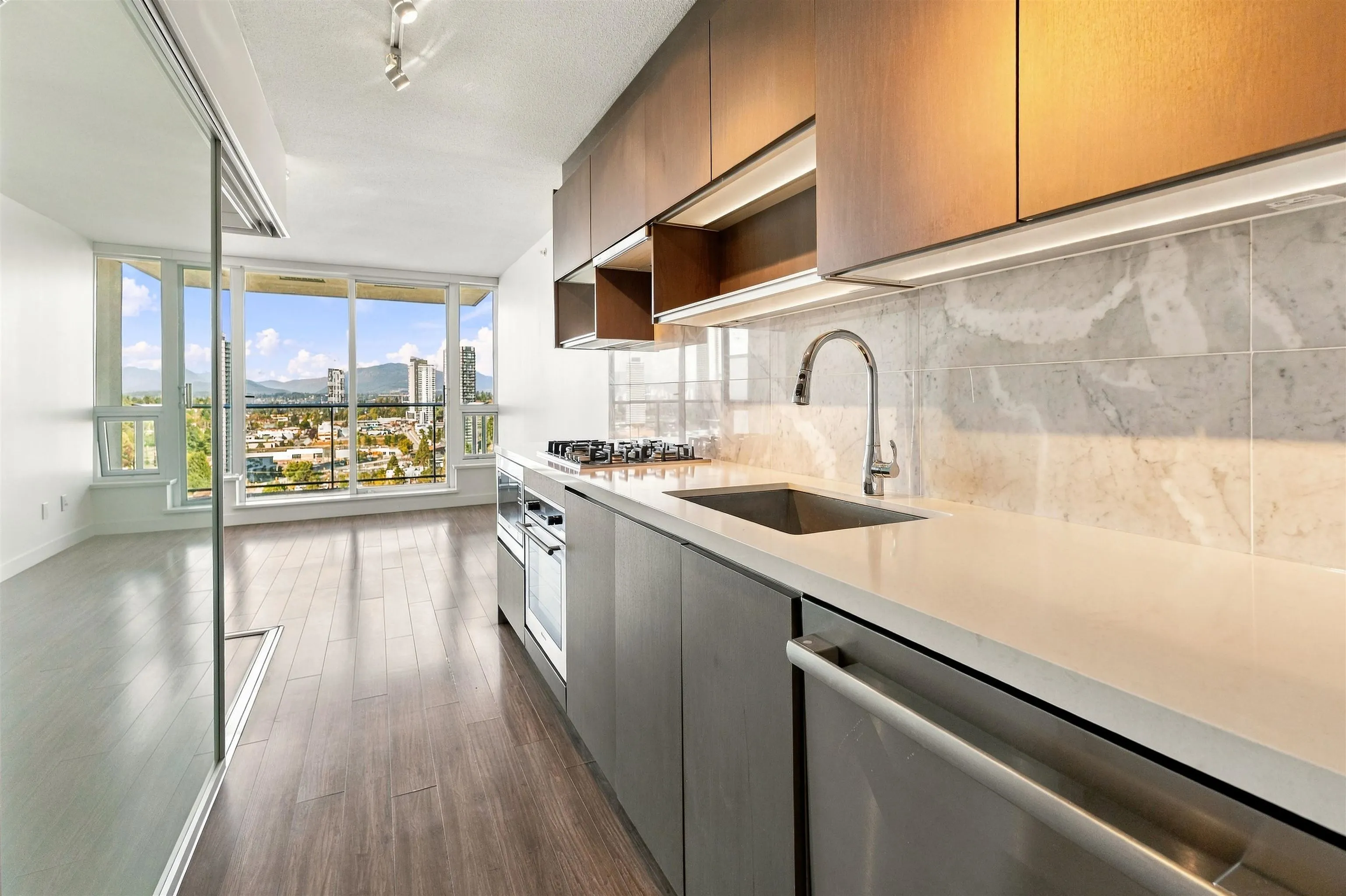 13696 100 Avenue #2611
