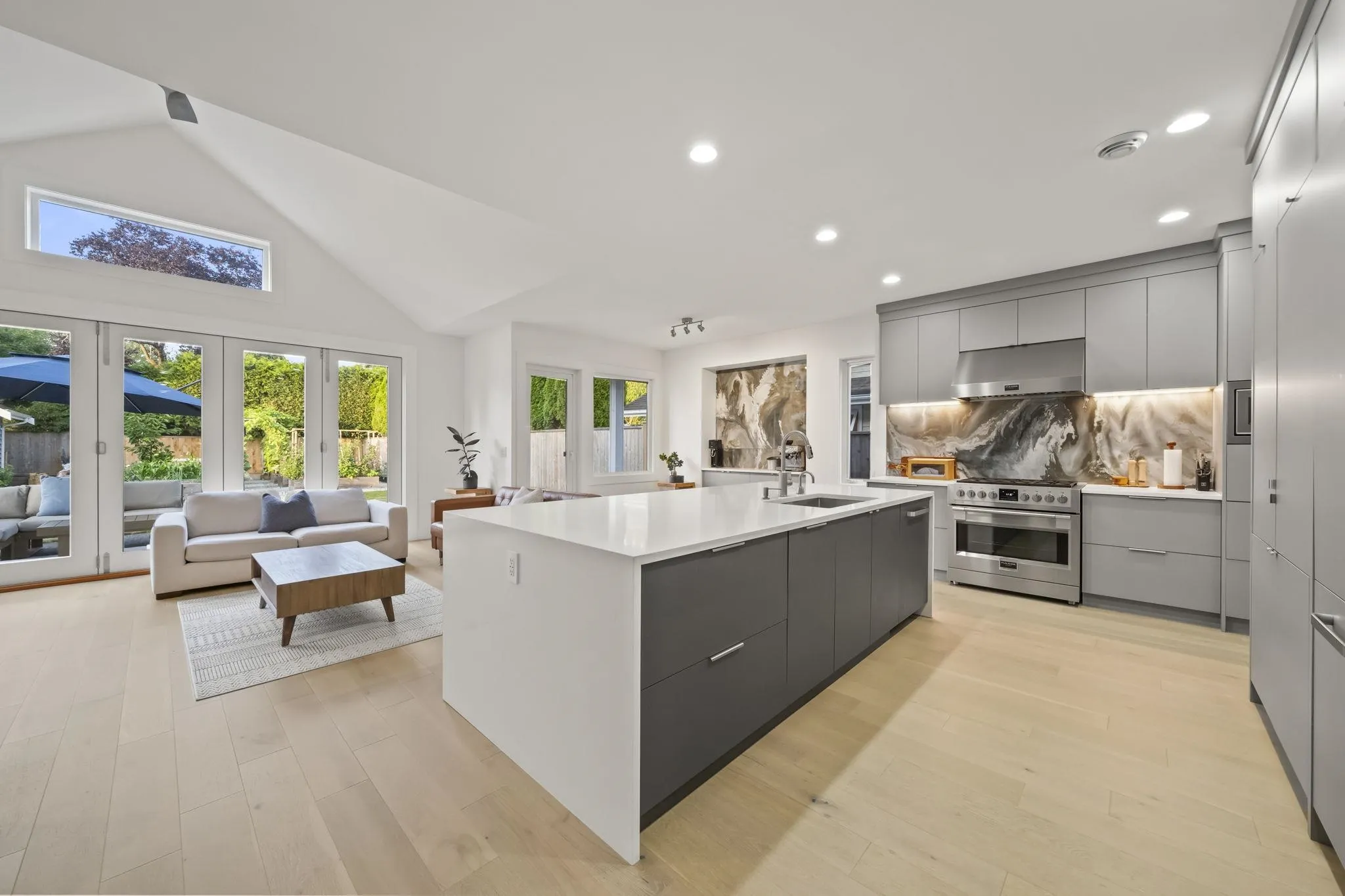 5358 Crescent Drive