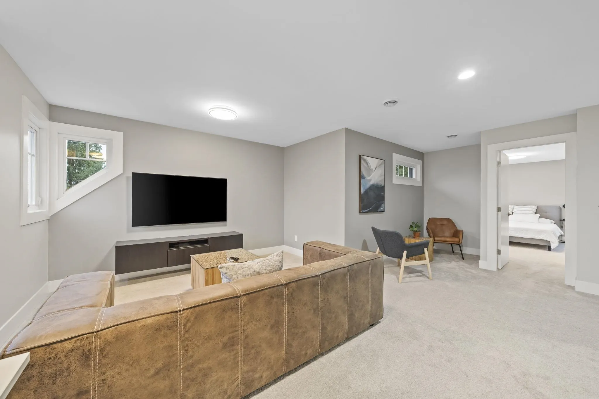 5358 Crescent Drive