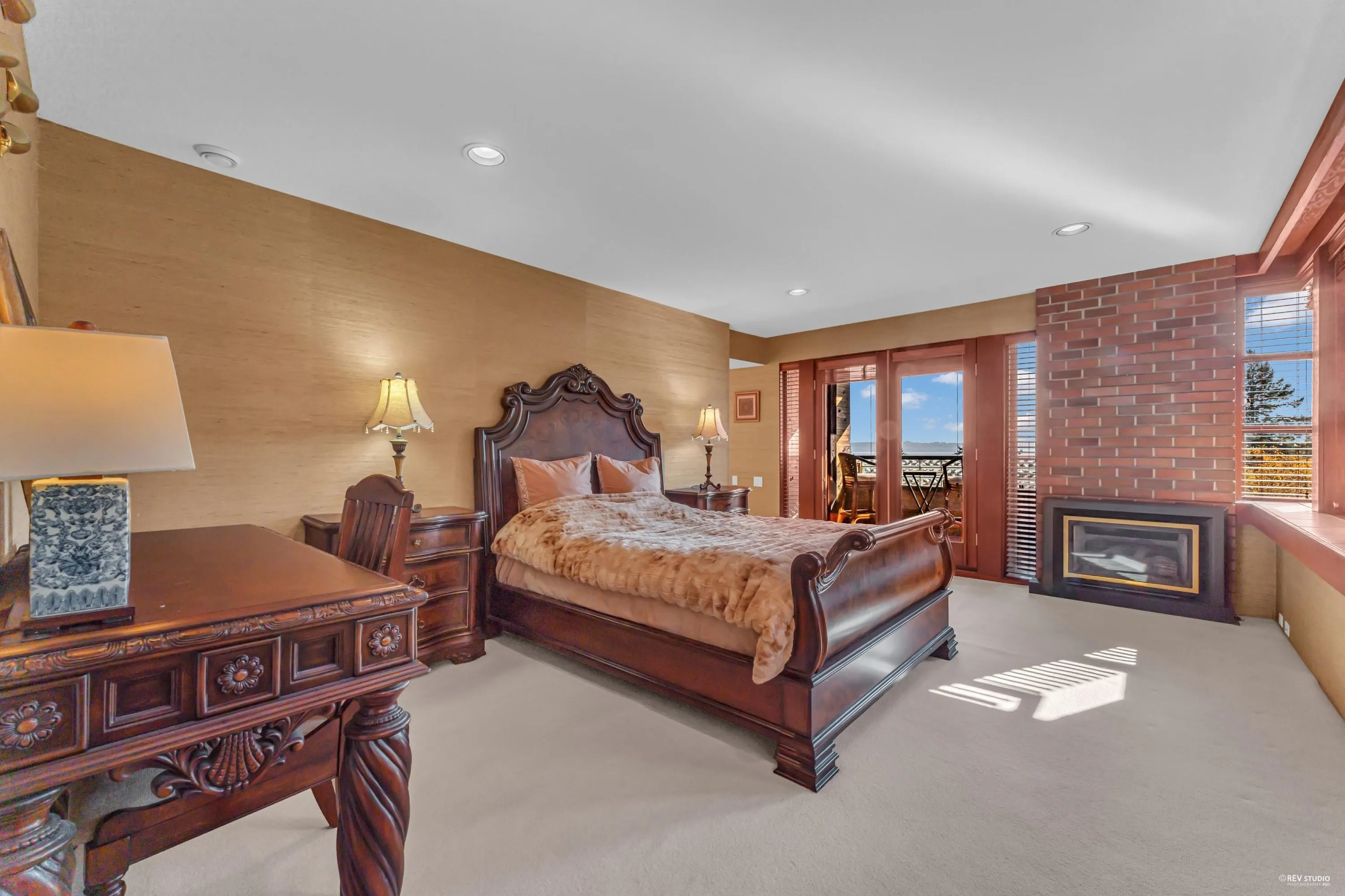 4651 Marine Drive