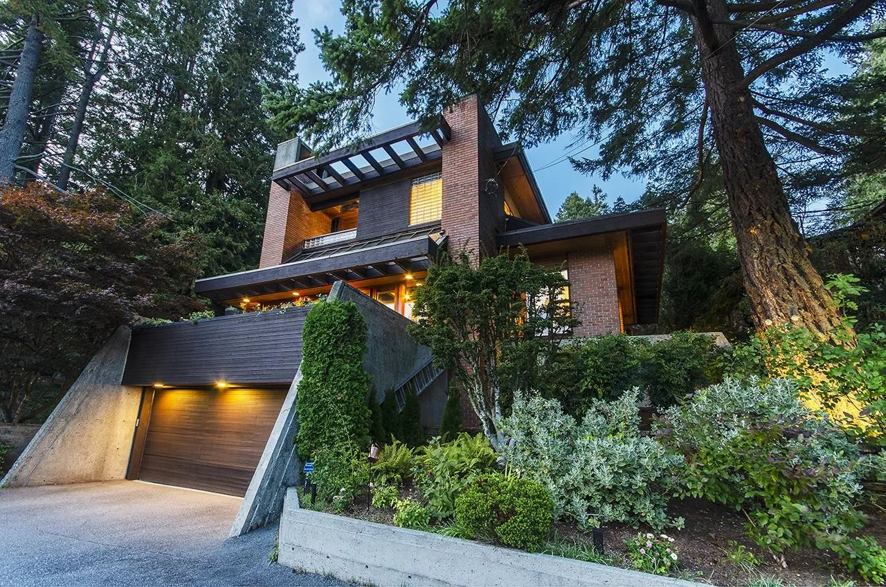 4651 Marine Drive