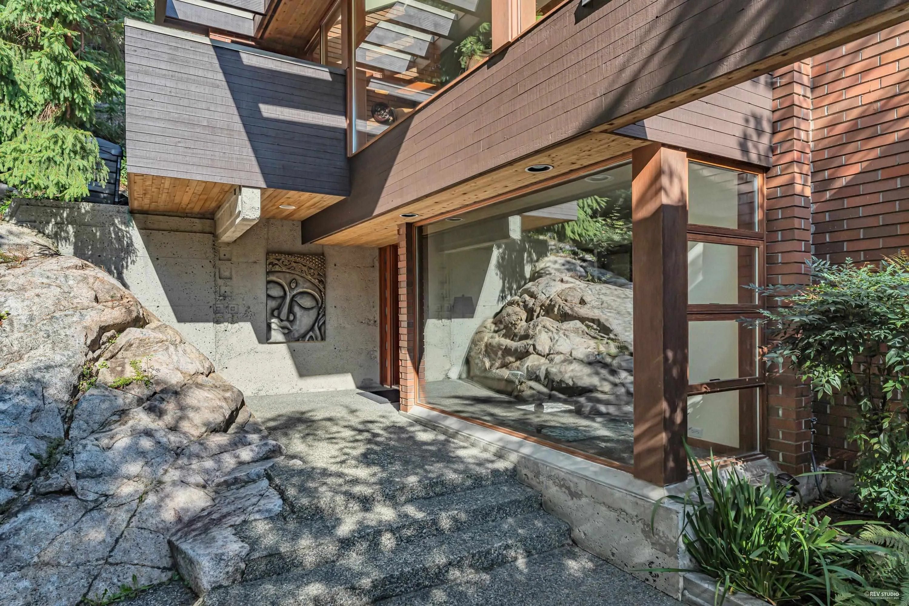 4651 Marine Drive