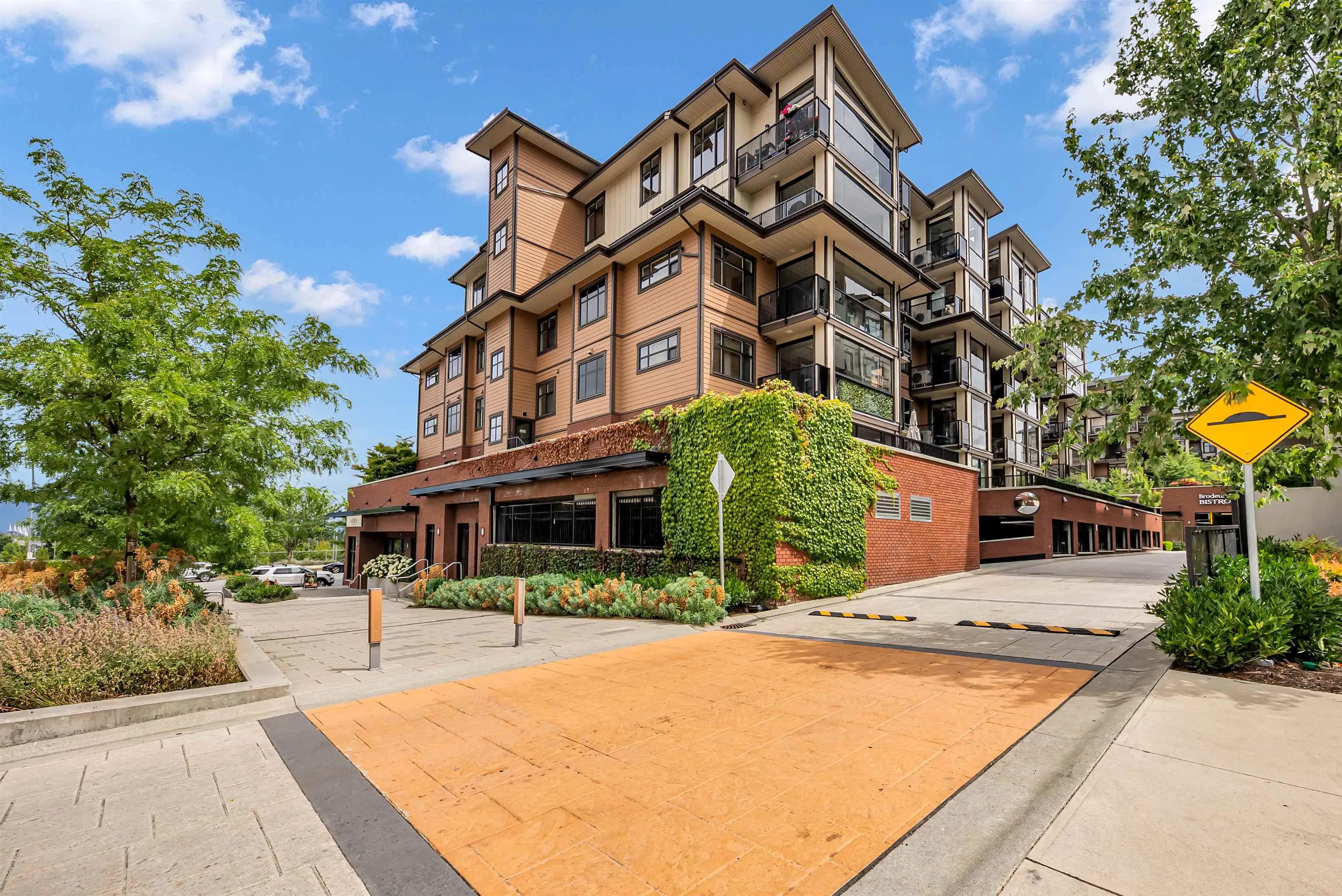 20328 86 Avenue #201