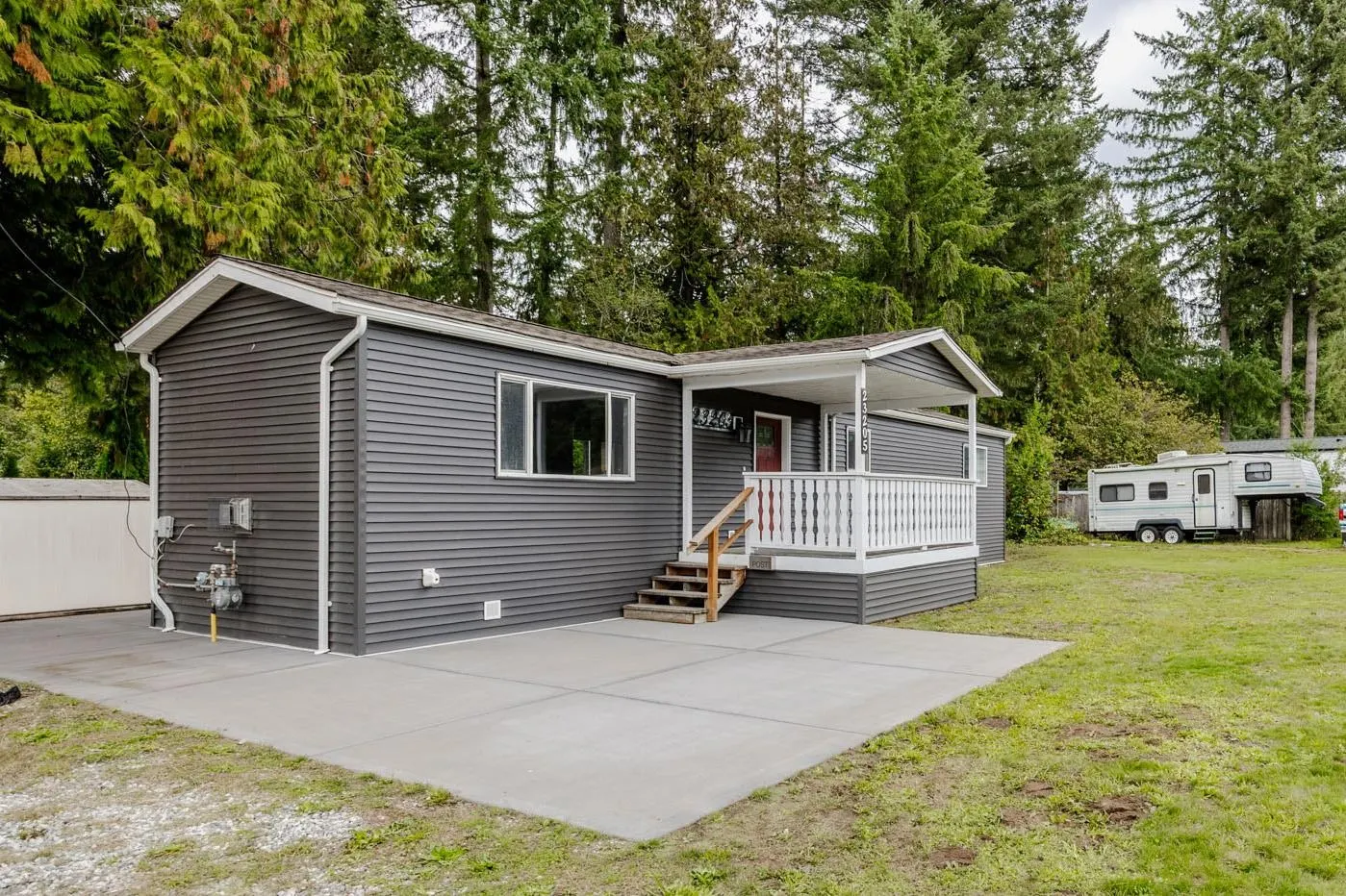 23205 Calvin Crescent #5