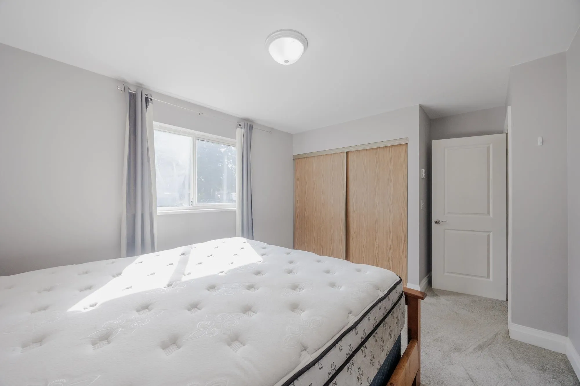 23205 Calvin Crescent #5
