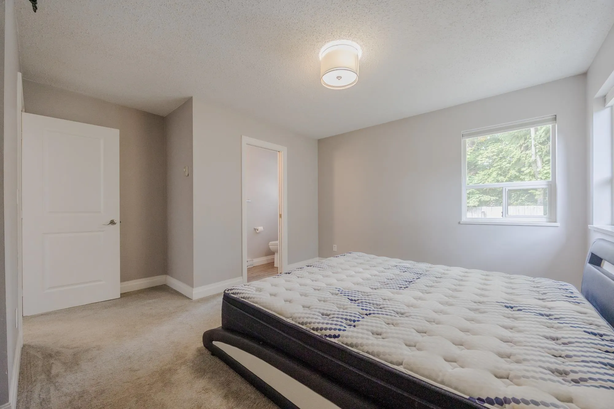 23205 Calvin Crescent #5