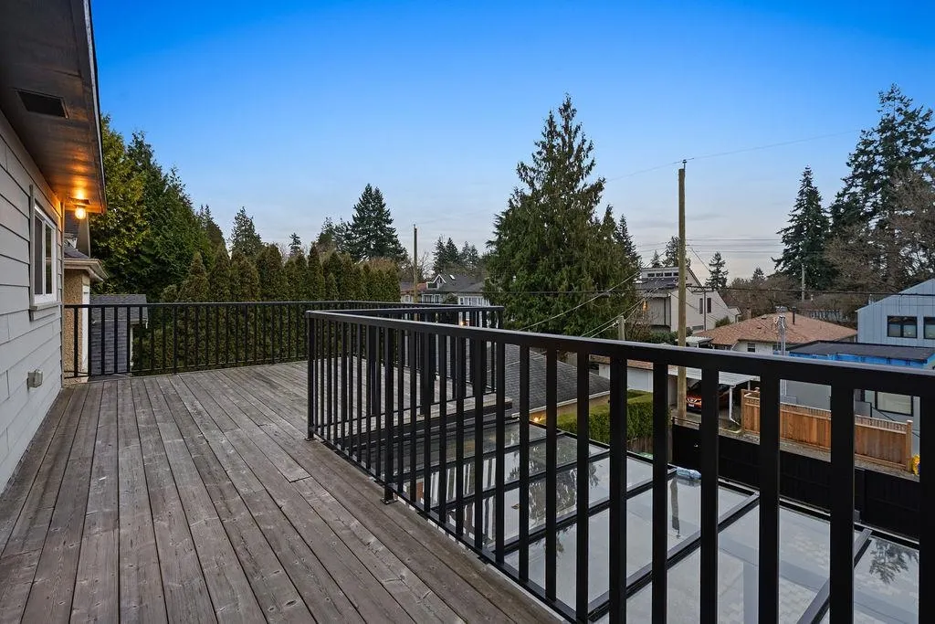 3264 W 38th Avenue