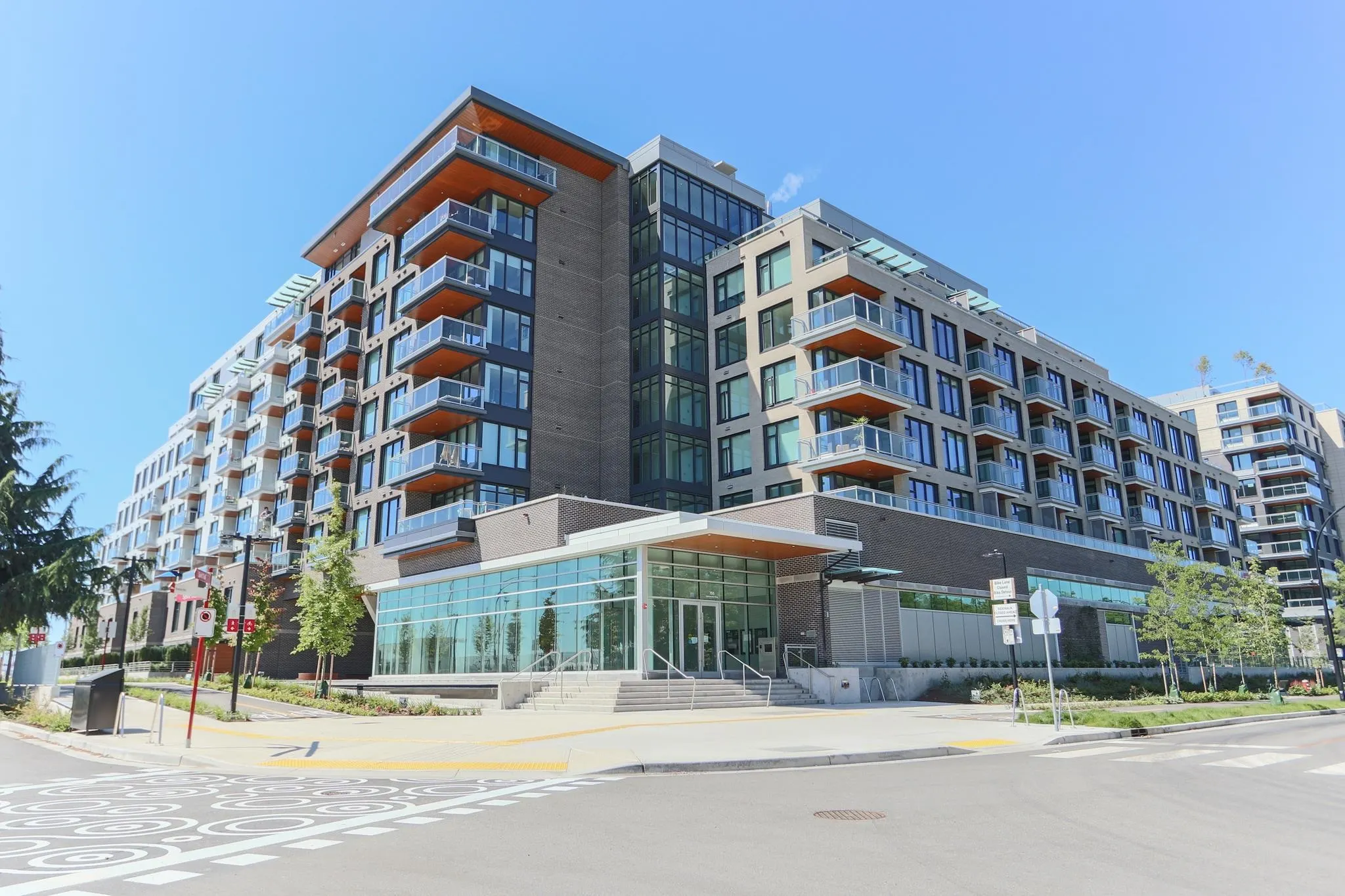 755 Harbour Drive #609
