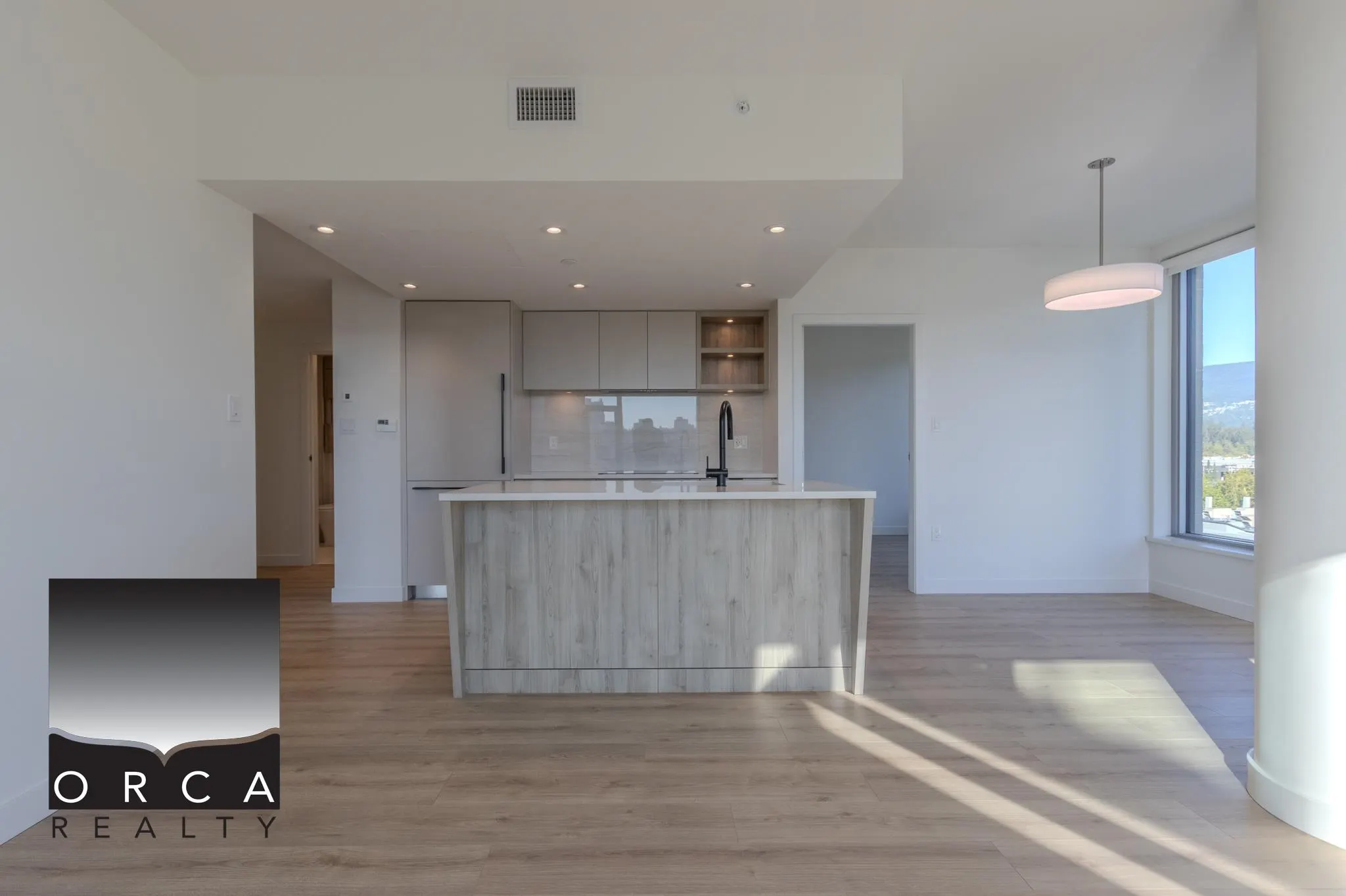 755 Harbour Drive #609