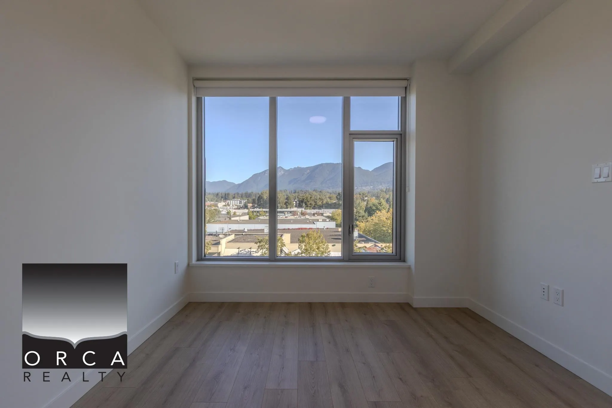 755 Harbour Drive #609