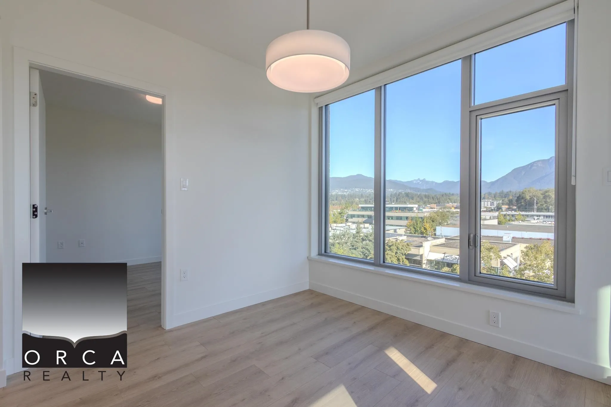 755 Harbour Drive #609