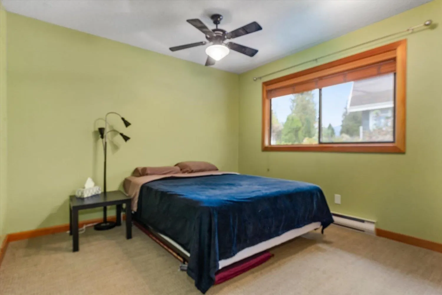 47390 Swallow Crescent