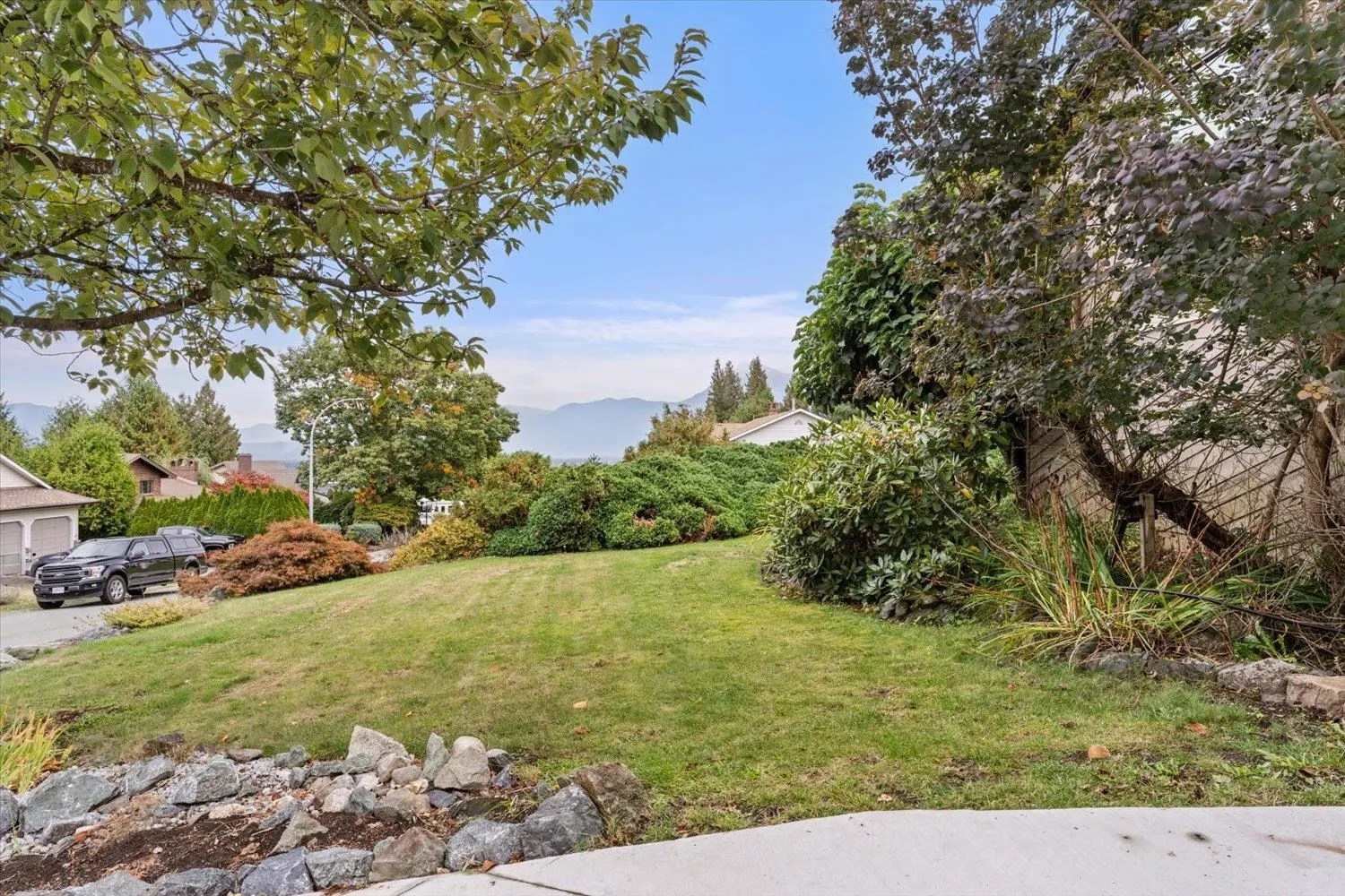 47390 Swallow Crescent