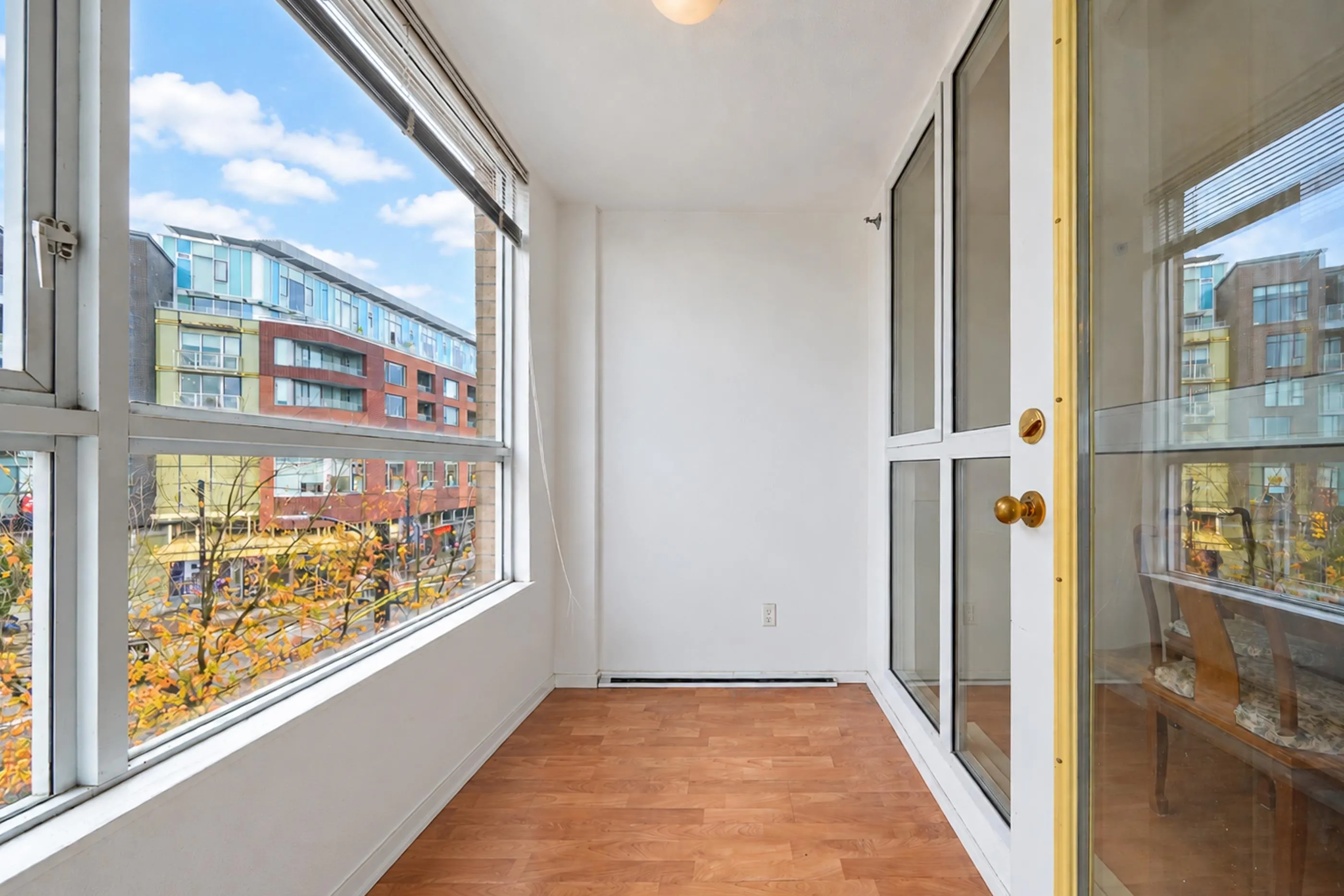 288 E 8th Avenue #402
