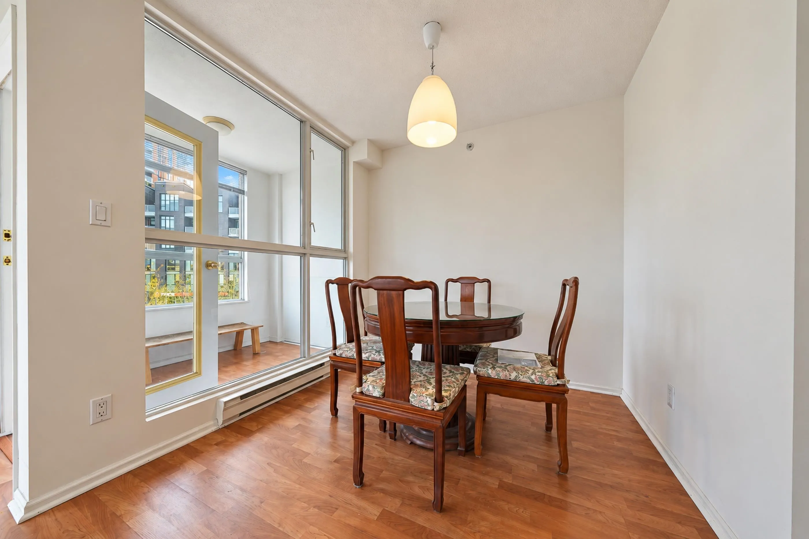 288 E 8th Avenue #402