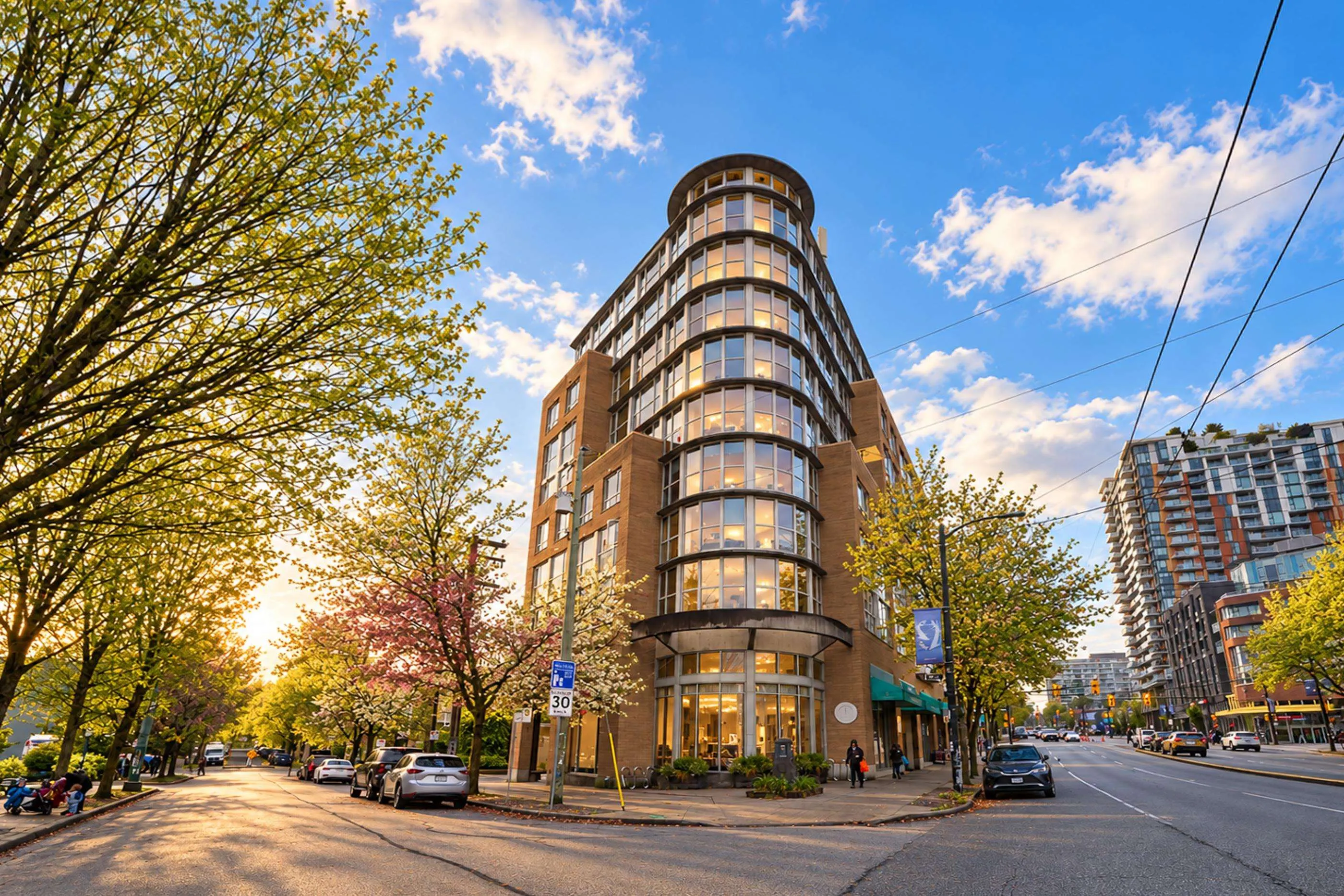 288 E 8th Avenue #402