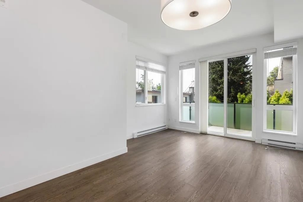 6533 Mckay Avenue #210