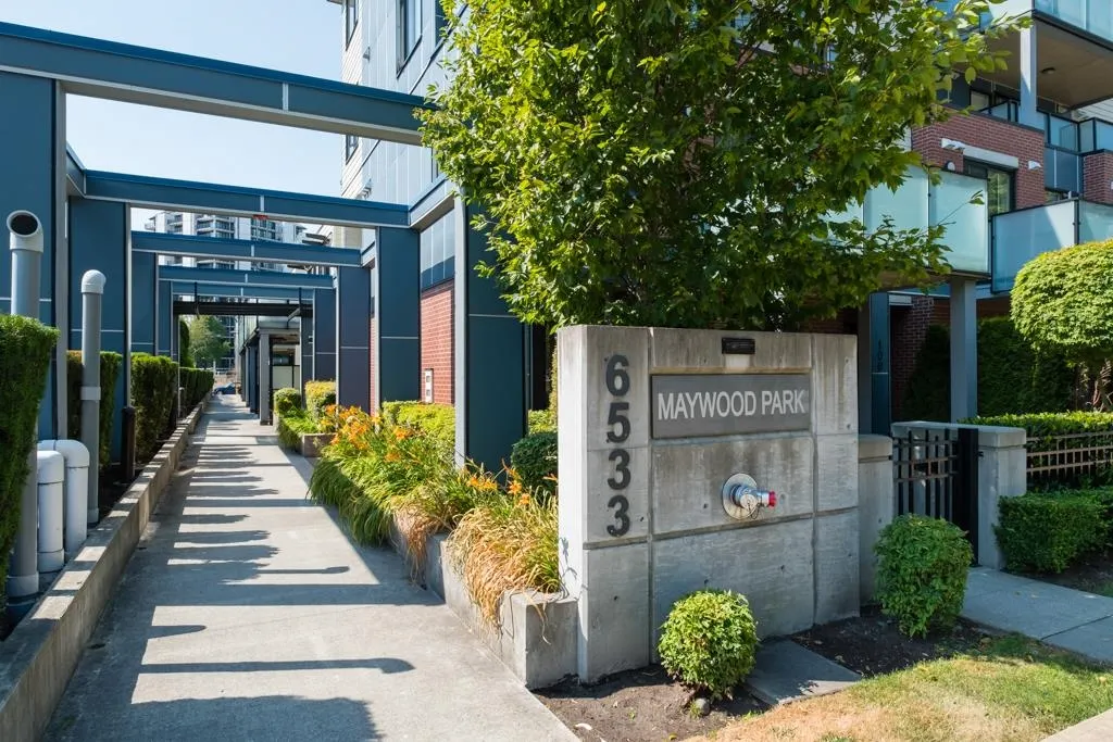 6533 Mckay Avenue #210