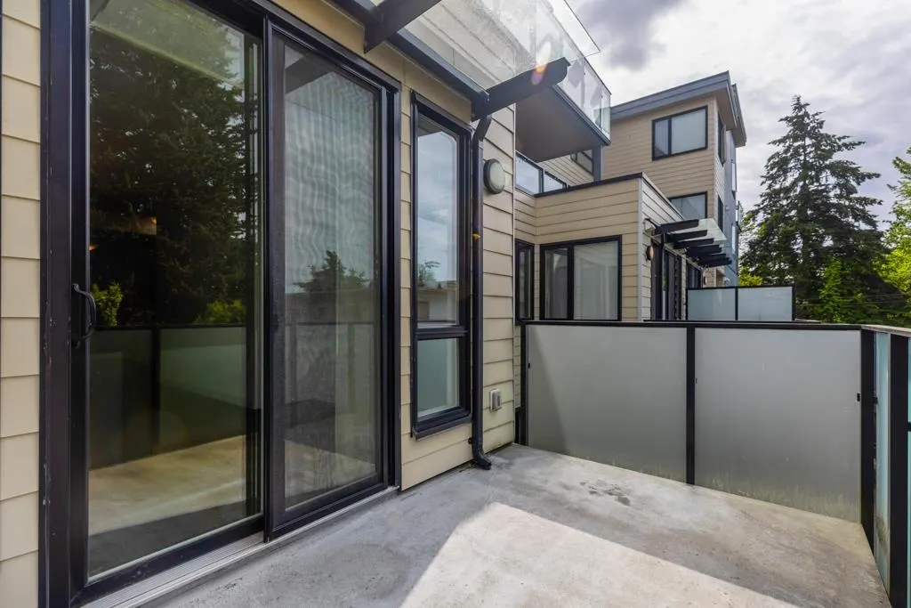 6533 Mckay Avenue #210