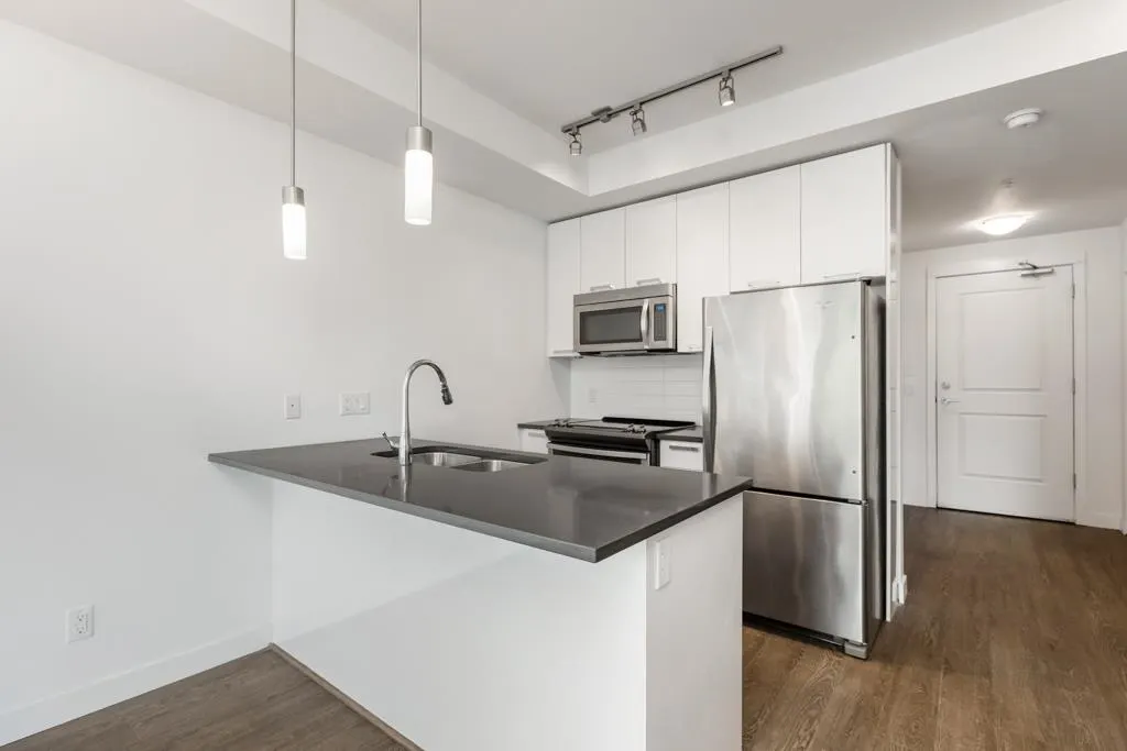 6533 Mckay Avenue #210