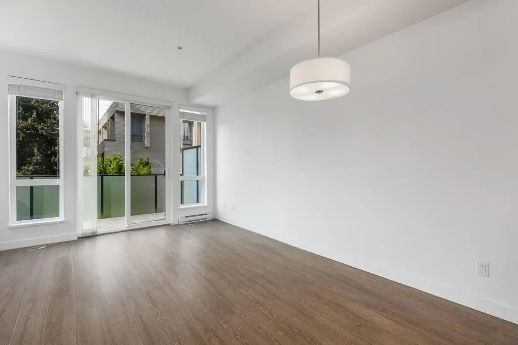 6533 Mckay Avenue #210