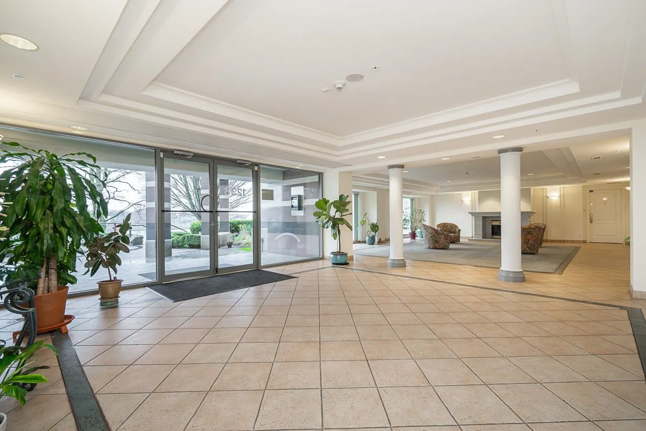 1233 Beach Avenue #304