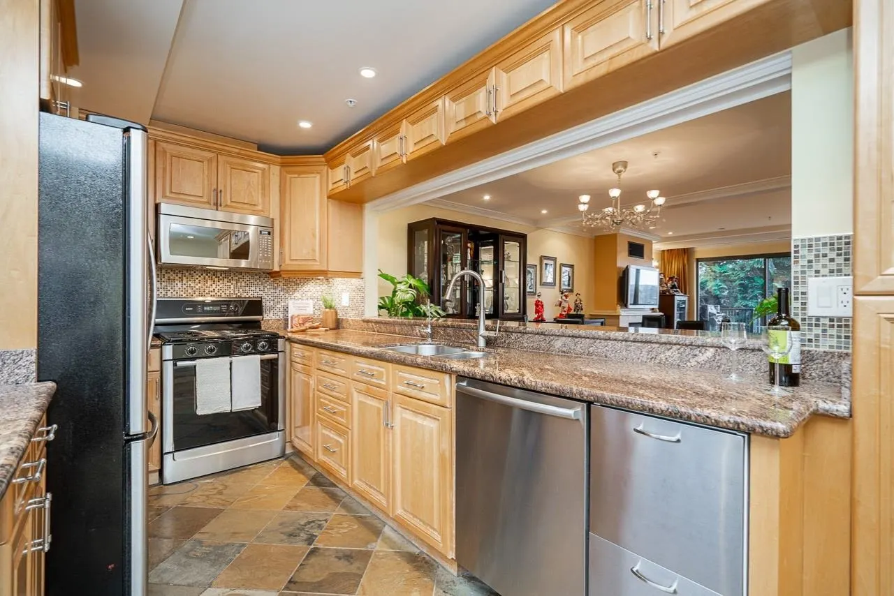 1233 Beach Avenue #304