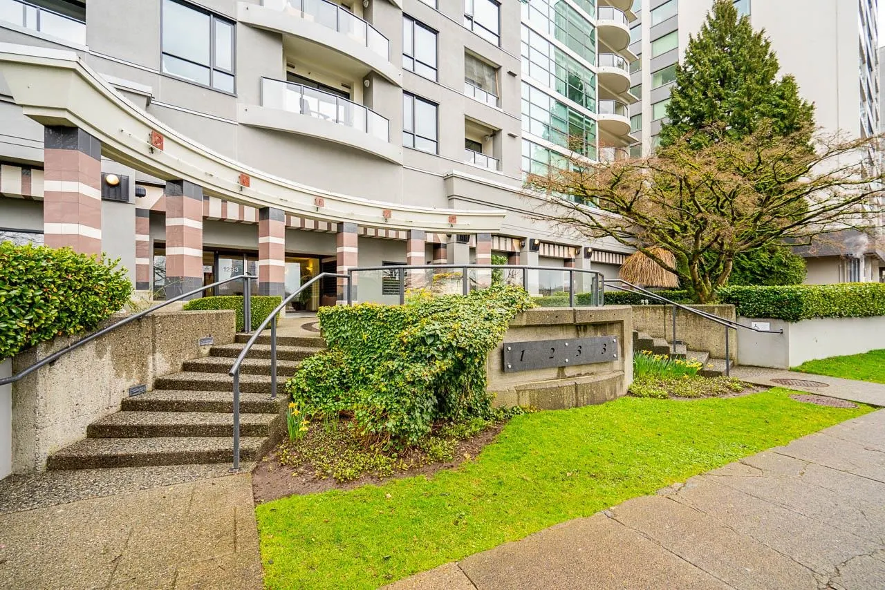 1233 Beach Avenue #304