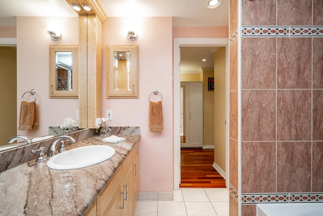 1233 Beach Avenue #304