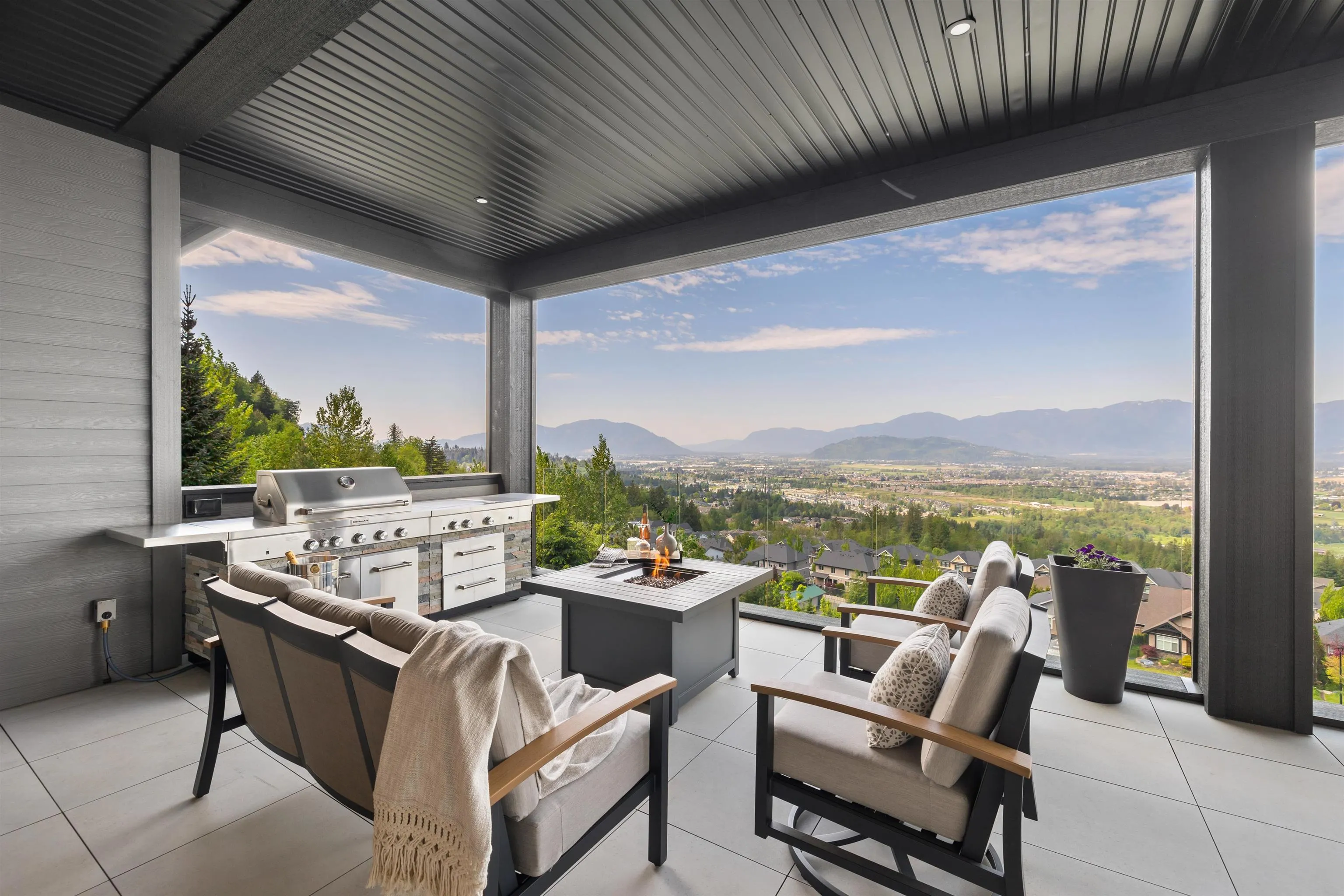 5487 Maclachlan Place
