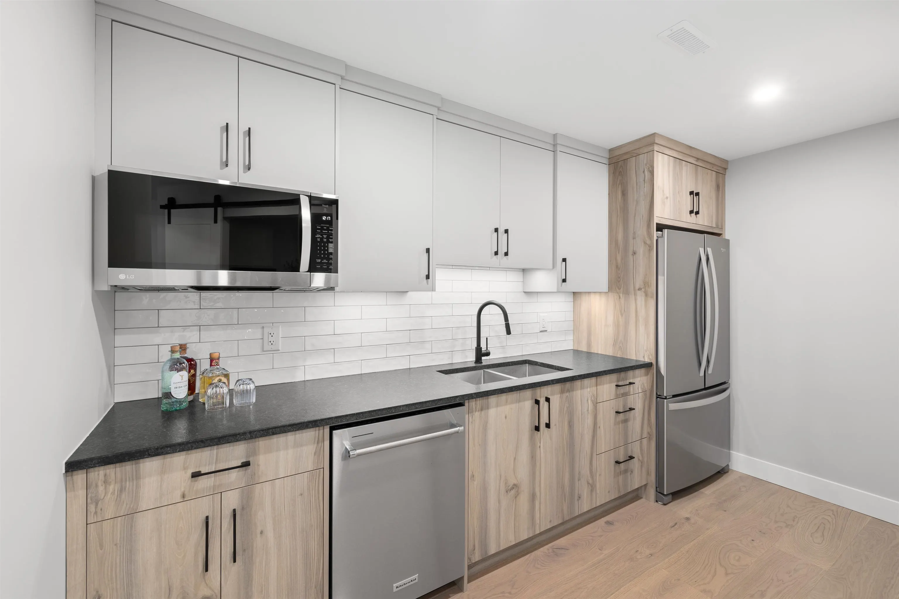 5487 Maclachlan Place