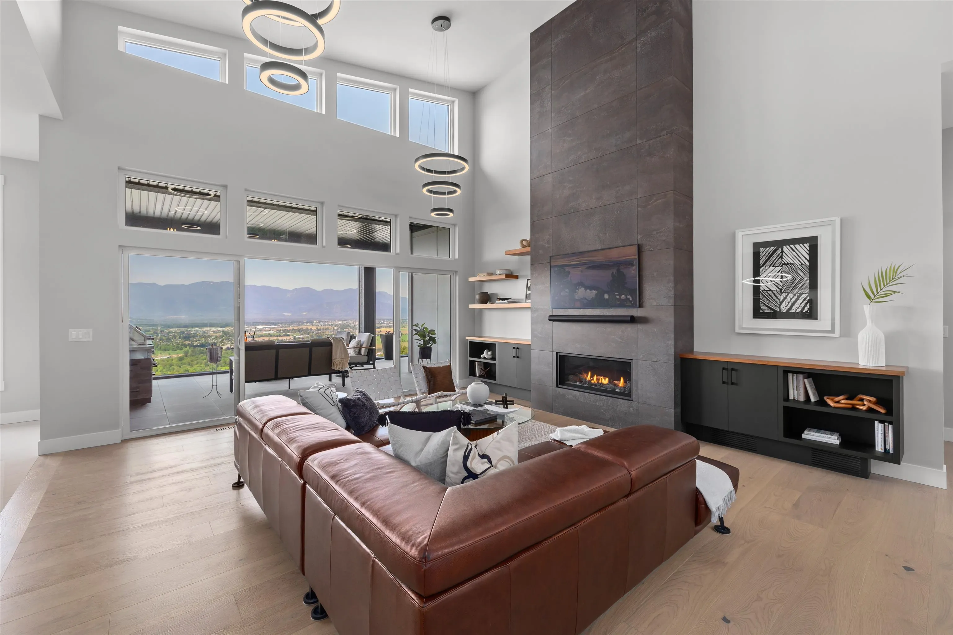 5487 Maclachlan Place