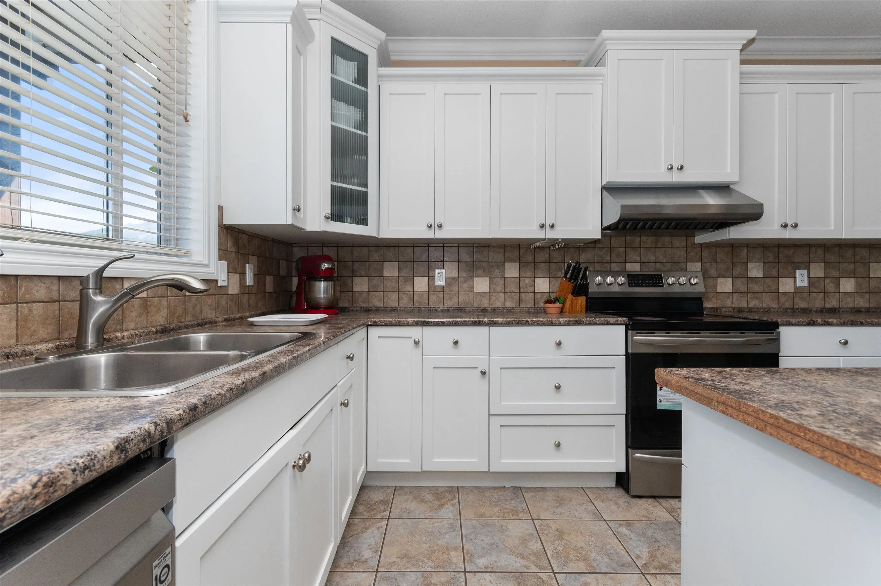 6556 Lavender Place