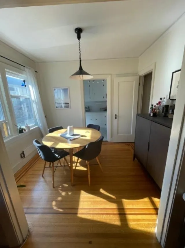 1086 W 10th Avenue #5
