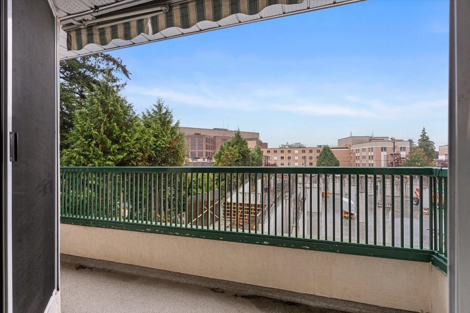 45604 Brett Avenue #205