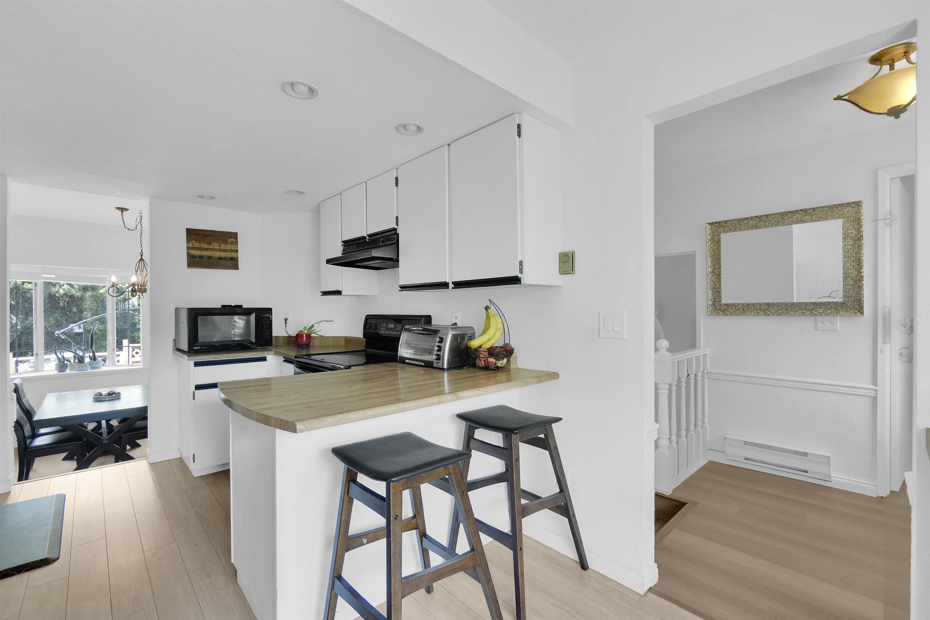 216 E 6th Street #108
