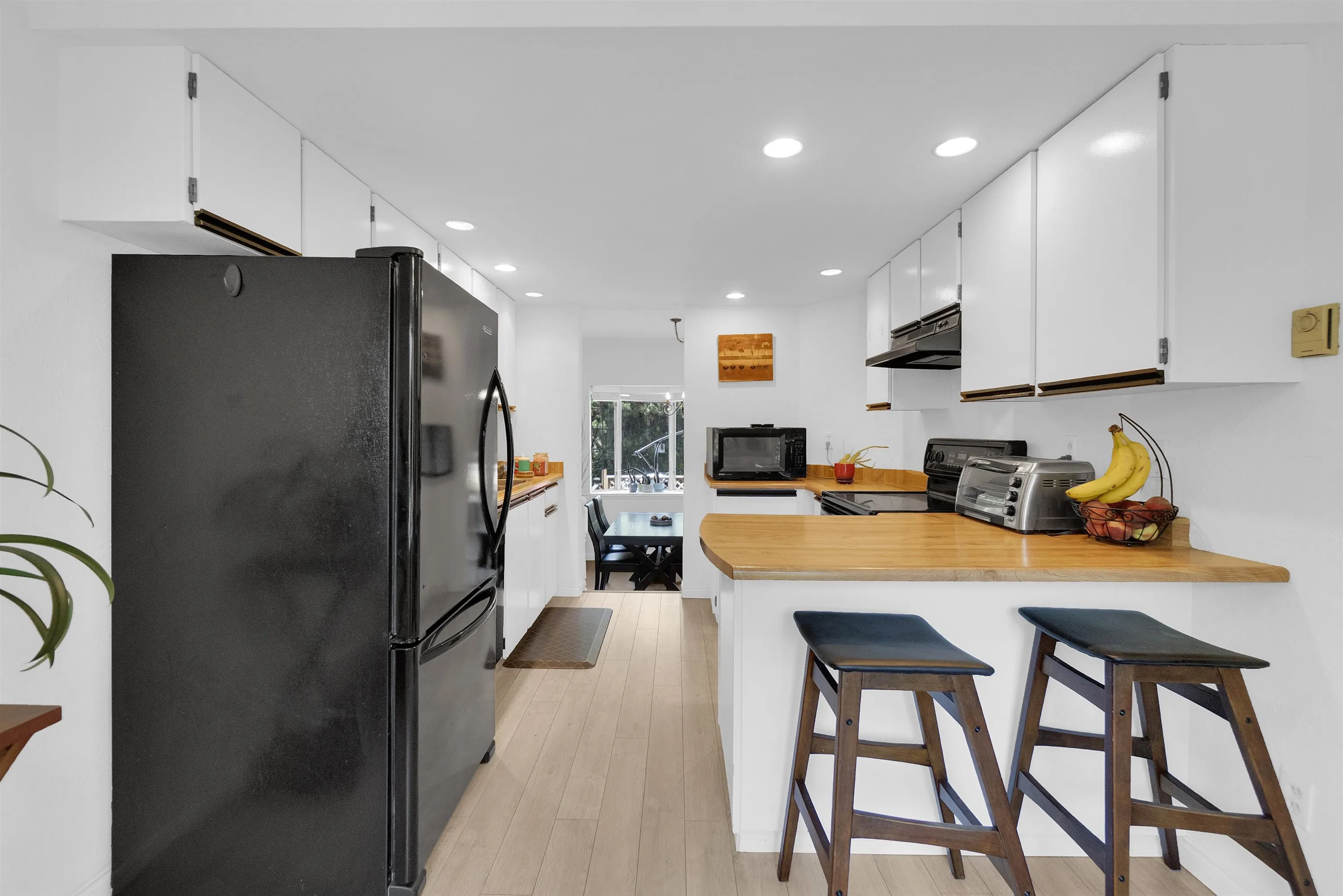 216 E 6th Street #108