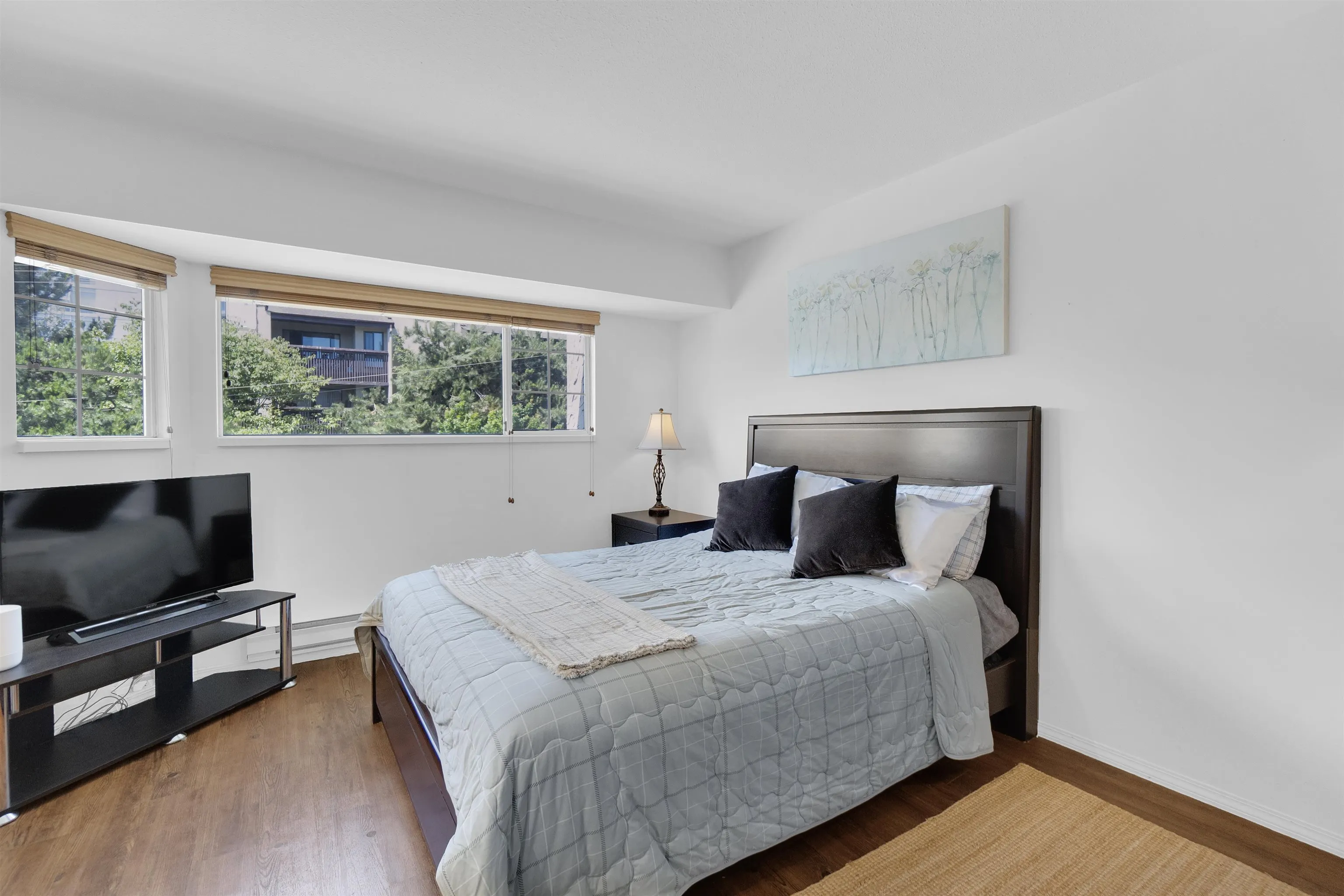 216 E 6th Street #108